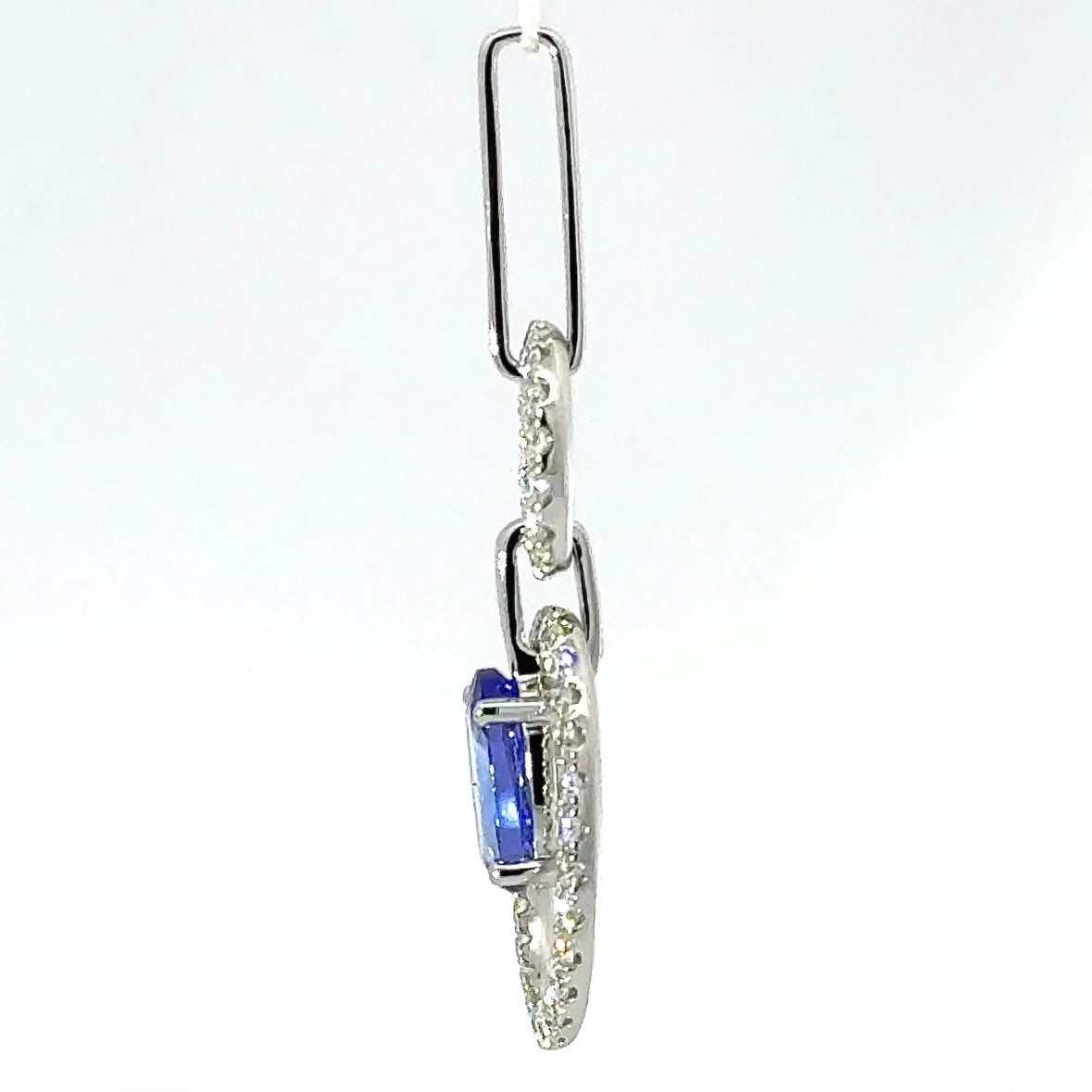 Fancy pendant in 14k white gold with tanzanite & brilliant-cut diamonds