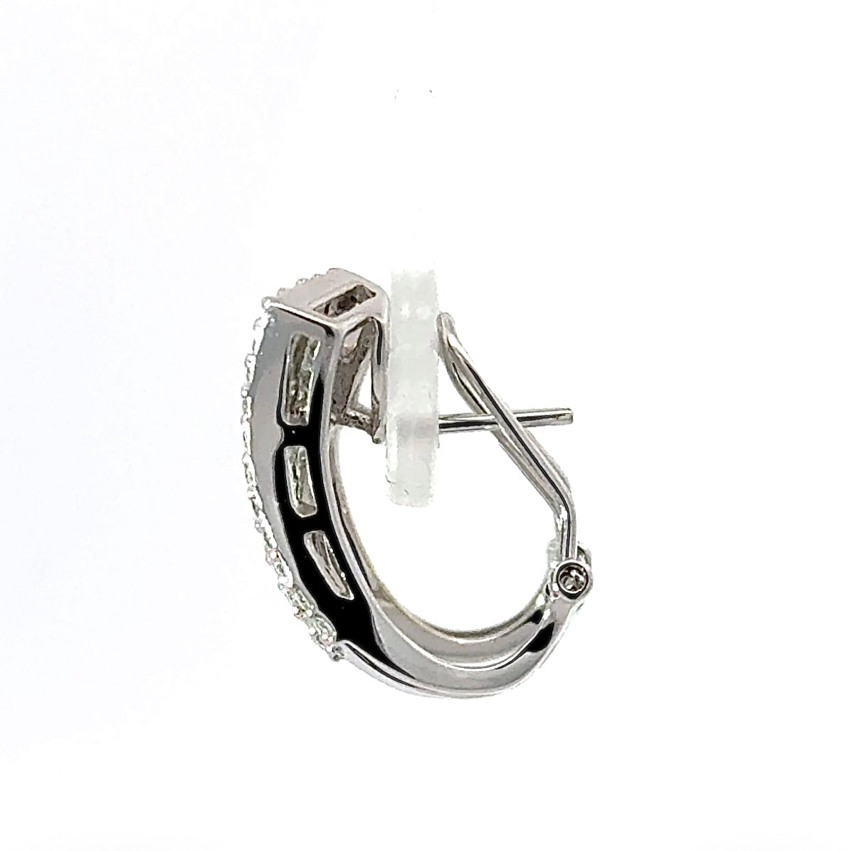 Exciting earrings in 18 carat white gold with brilliant-cut diamonds & baguette diamonds