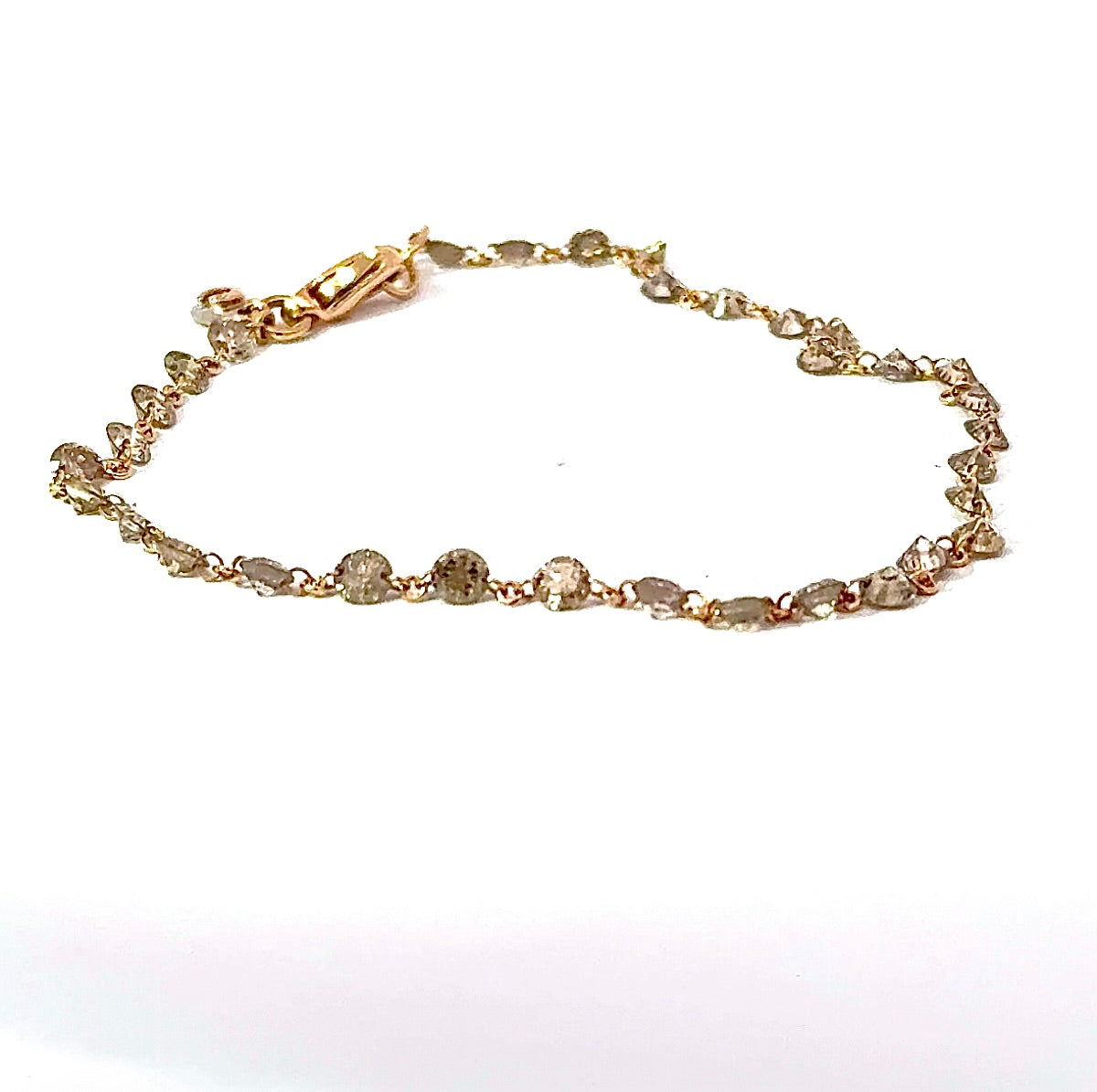 Spectacular Crivelli bracelet in 18K rose gold with 3.30 carats of fancy brilliant-cut diamonds