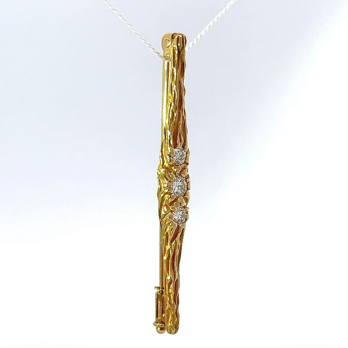 Hochwertige Brosche in 18 Karat Gelbgold mit Brillanten von Goldbaur