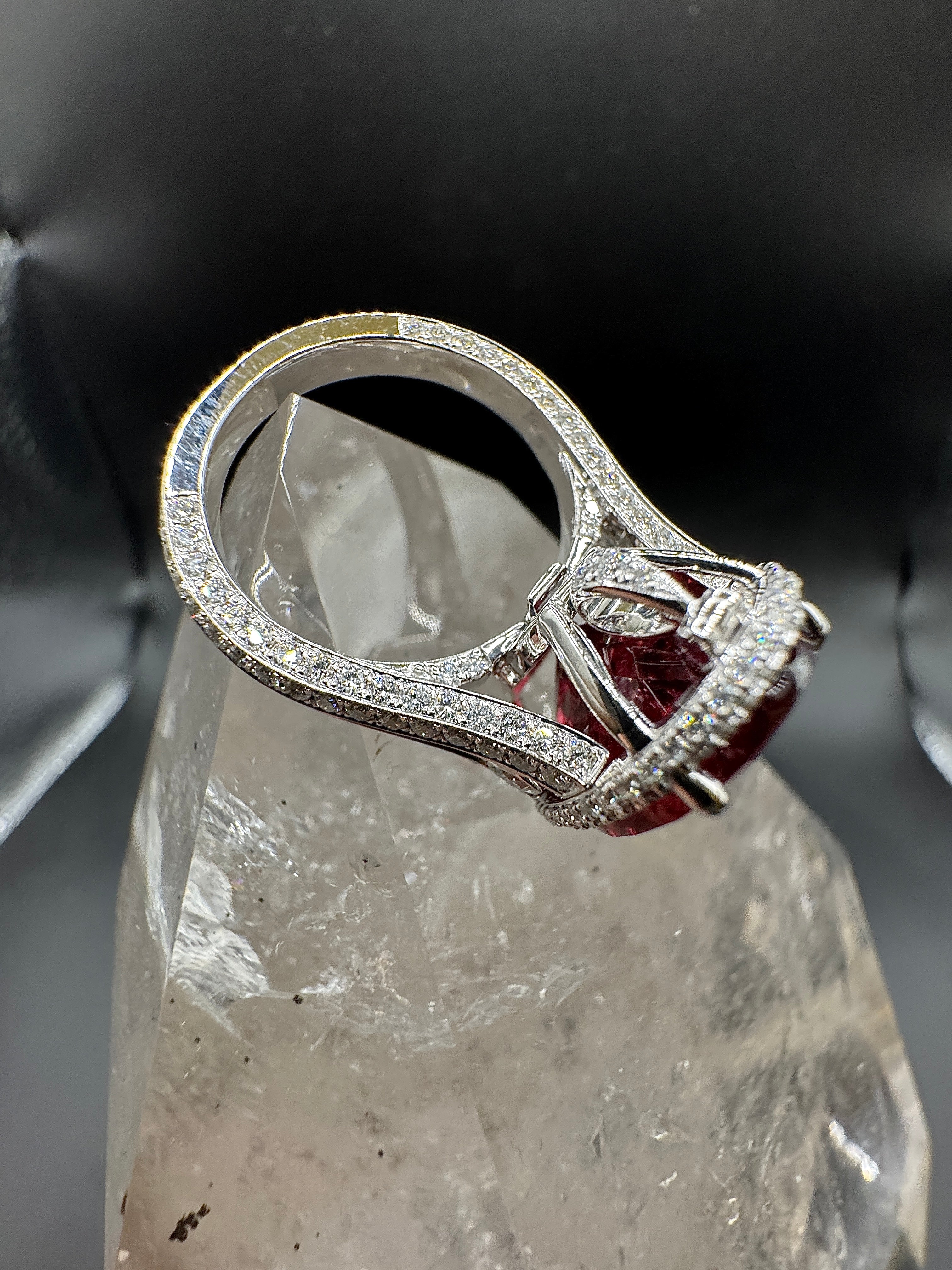 Impressive Ring & Pendant in 14 Karat White Gold with Rubellite & Brilliants