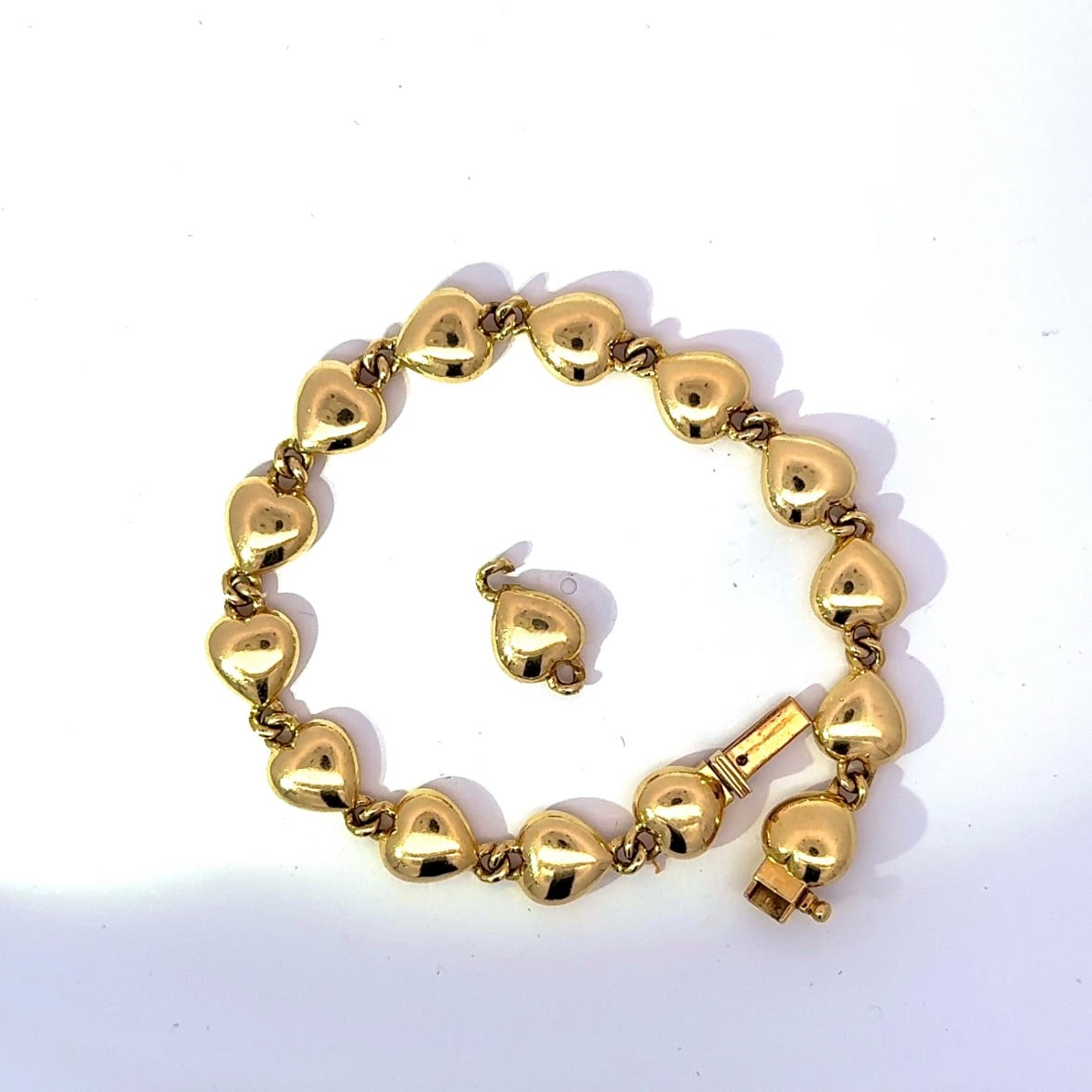 Solid Heart Bracelet in 18 Karat (750) Yellow Gold with Extension Link