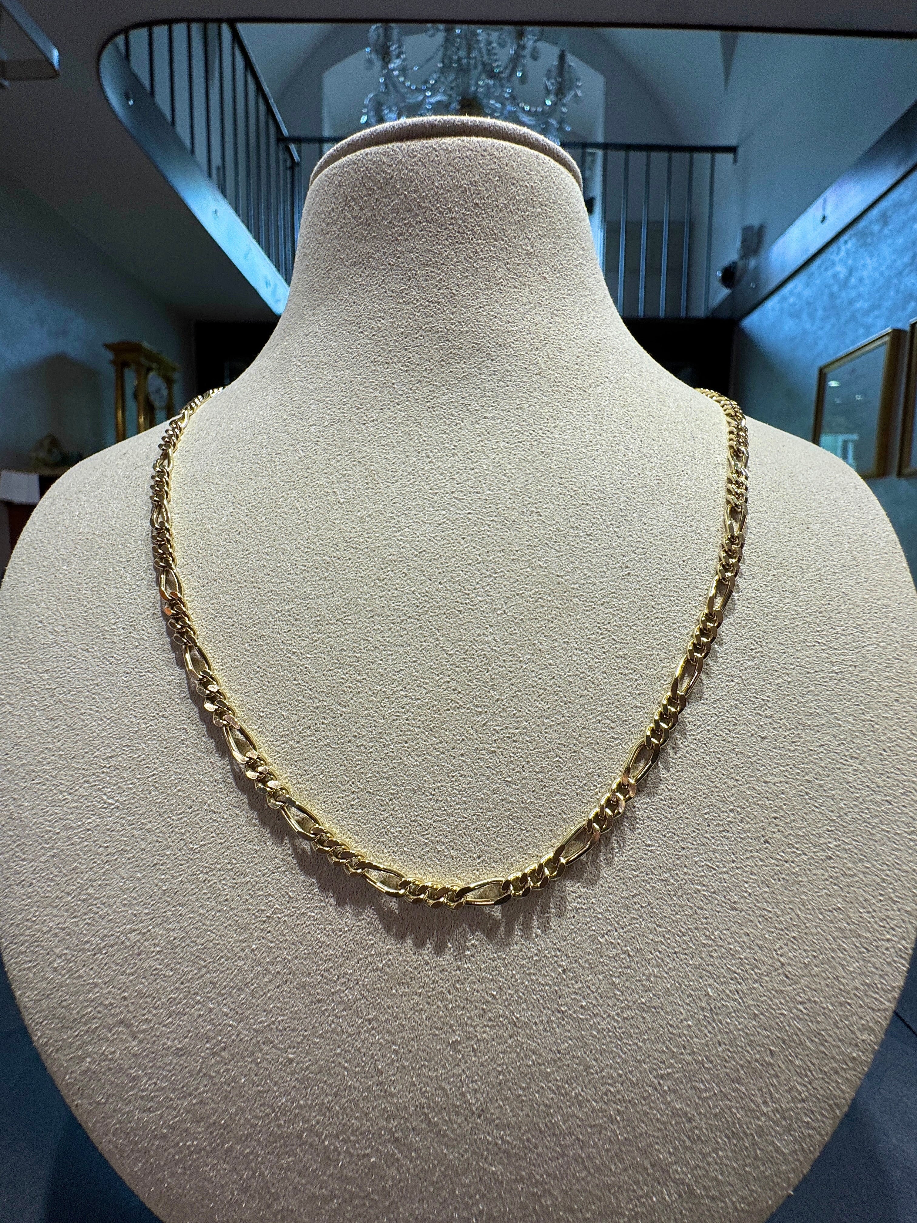 Luminous Figaro Panzer Chain in 18 Carat Yellow Gold with Carabiner Clasp
