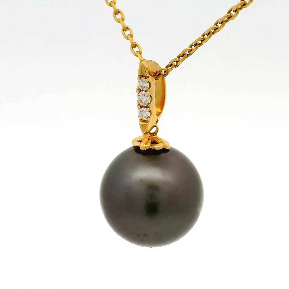 Tahitian pearl