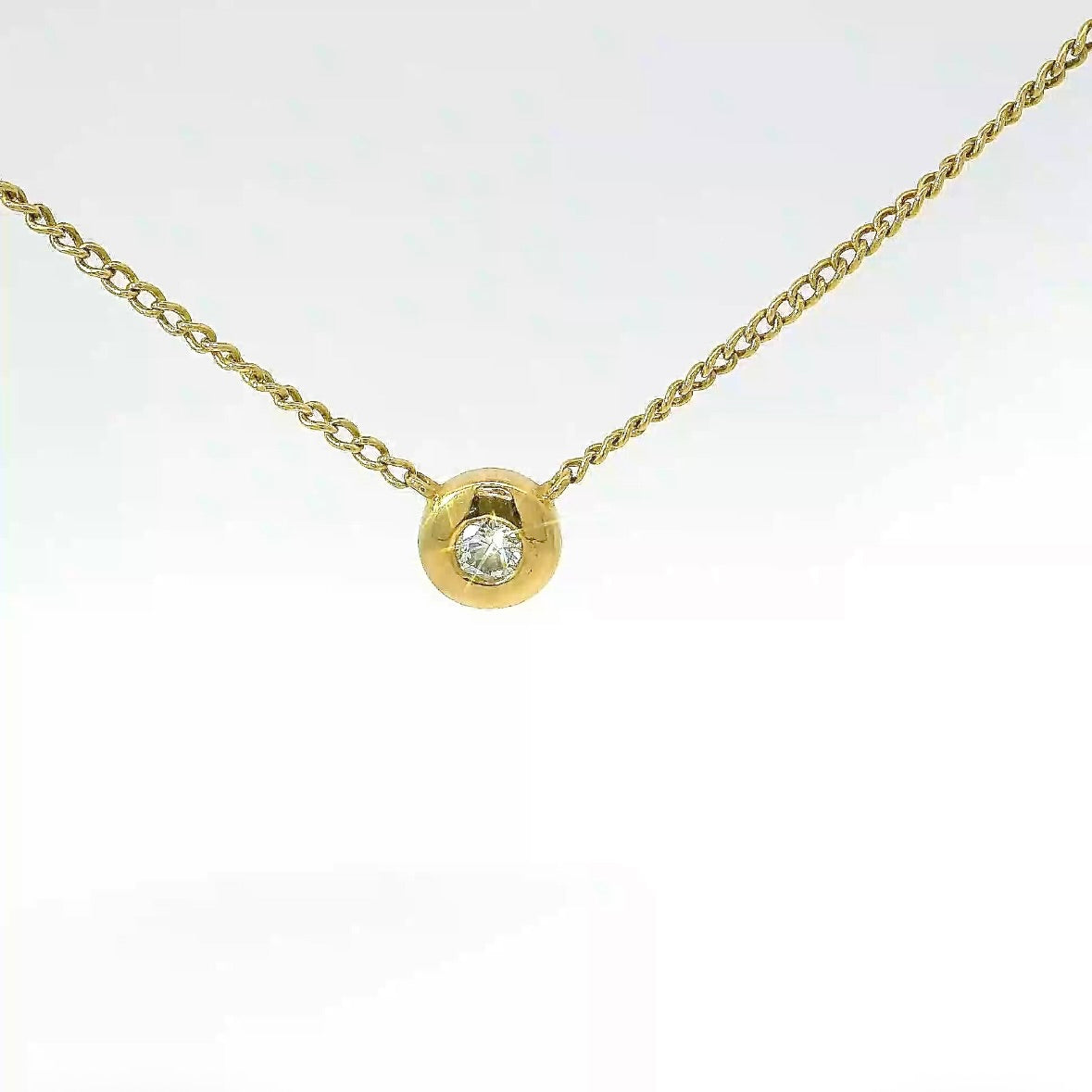 Zeitloses Collier in 18 Karat (750) Gelbgold mit Brillant von Christ
