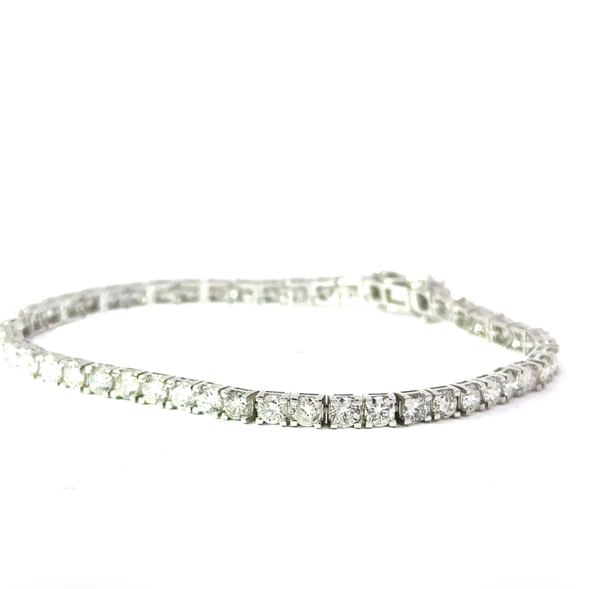 Edles Tennisarmband in 900er Platin mit 5 Karat feinen Brillanten