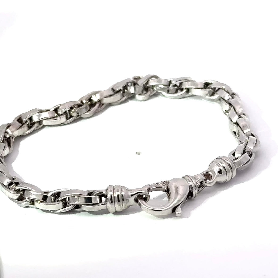 Ausgefallenes massives Fantasie-Armband in 14 Karat Weißgold mit Karabiner