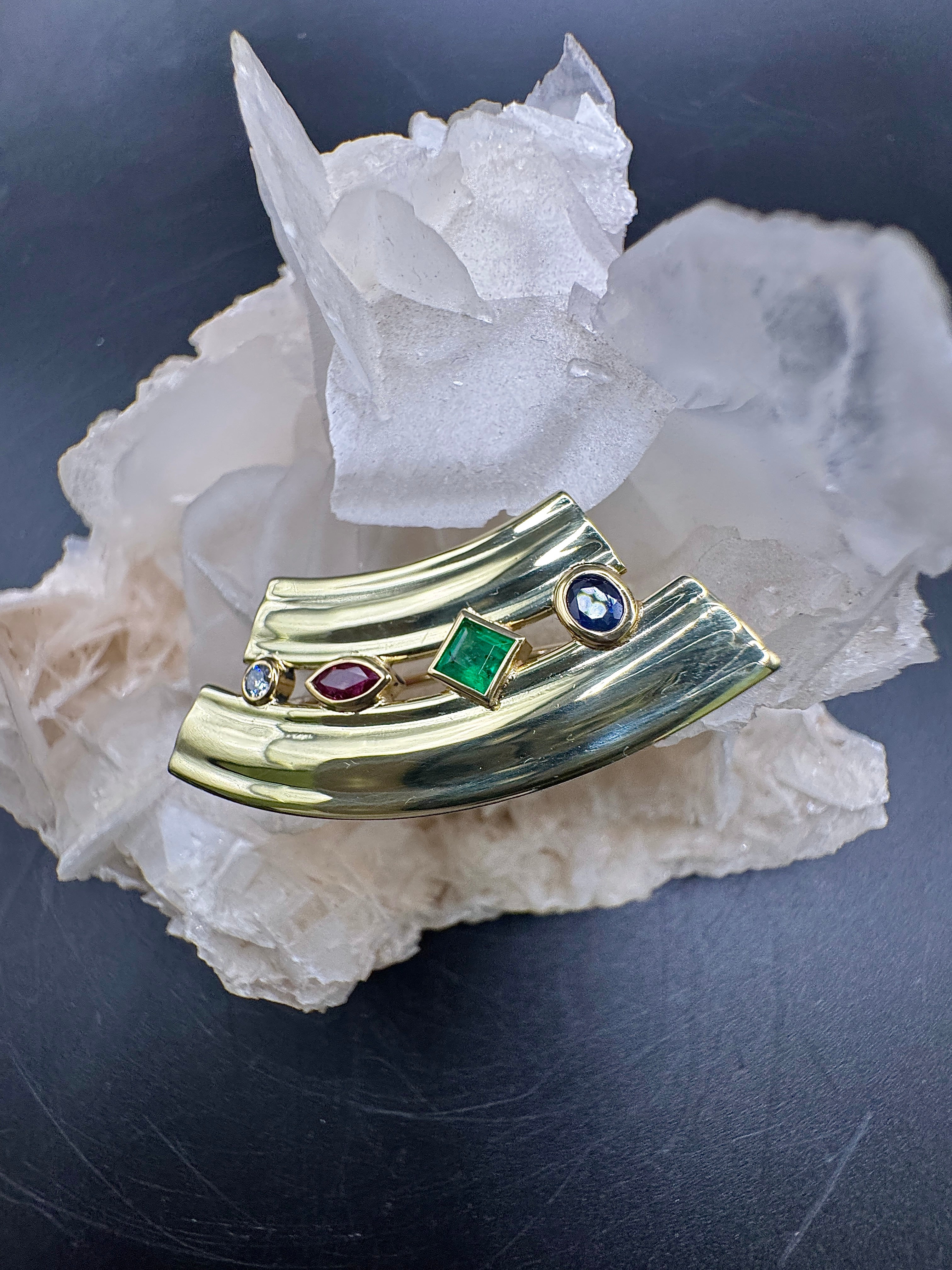 Stylish Fries Arauner Brooch & Pendant in 14 Karat Yellow Gold with Fine Gemstones & Brilliant-Cut Diamond