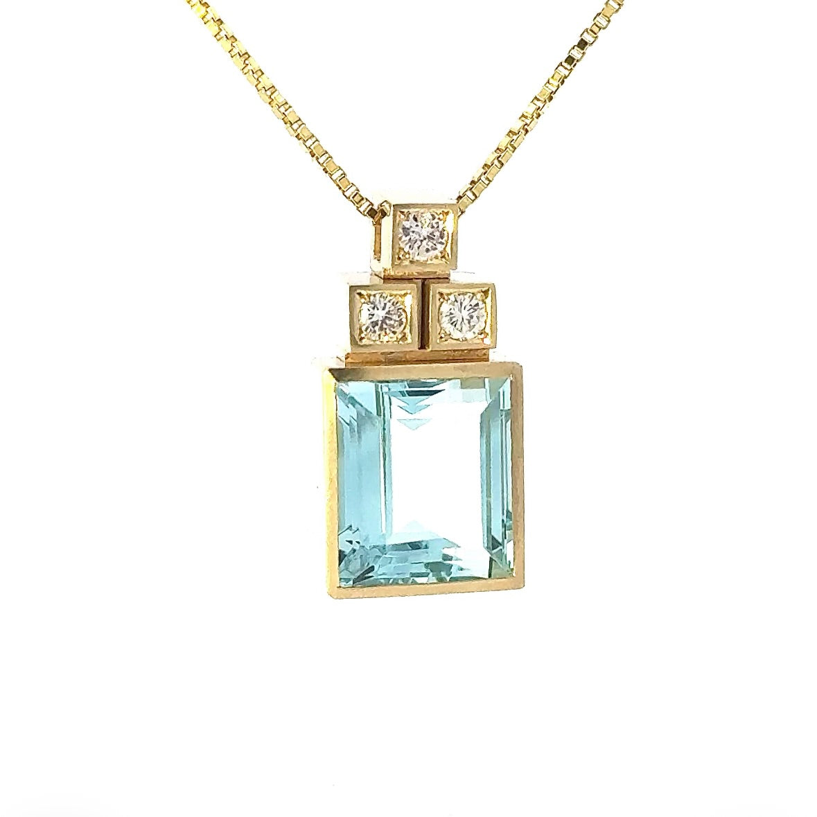 Handmade Pendant in 14 Karat Yellow Gold with Aquamarine & Brilliants