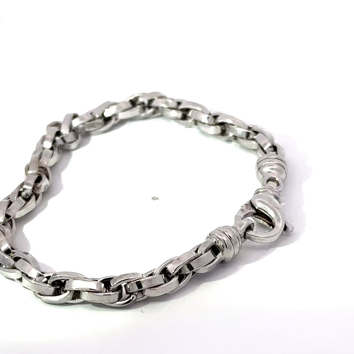 Ausgefallenes massives Fantasie-Armband in 14 Karat Weißgold mit Karabiner