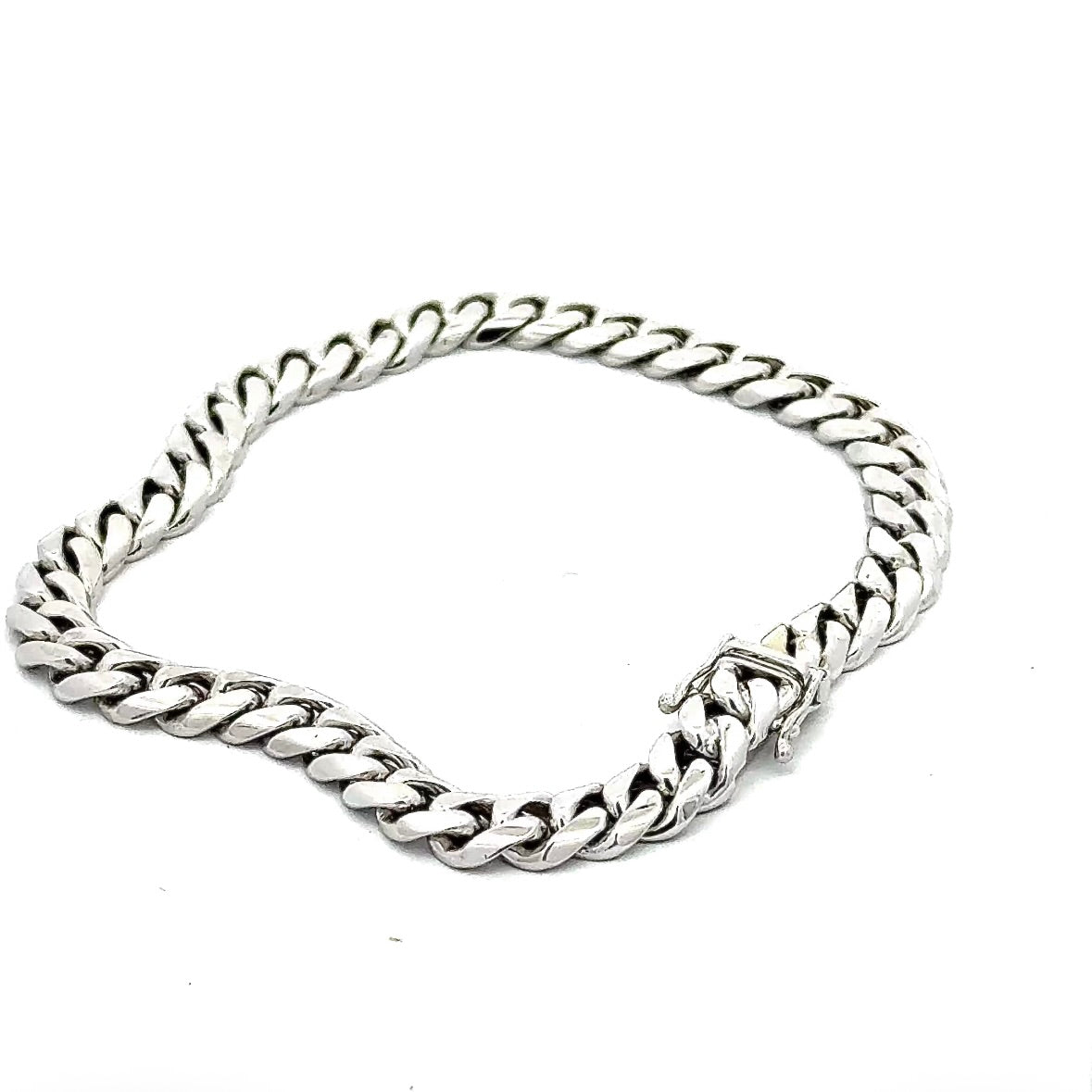 Solid curb chain bracelet in 18k (750) white gold with box clasp