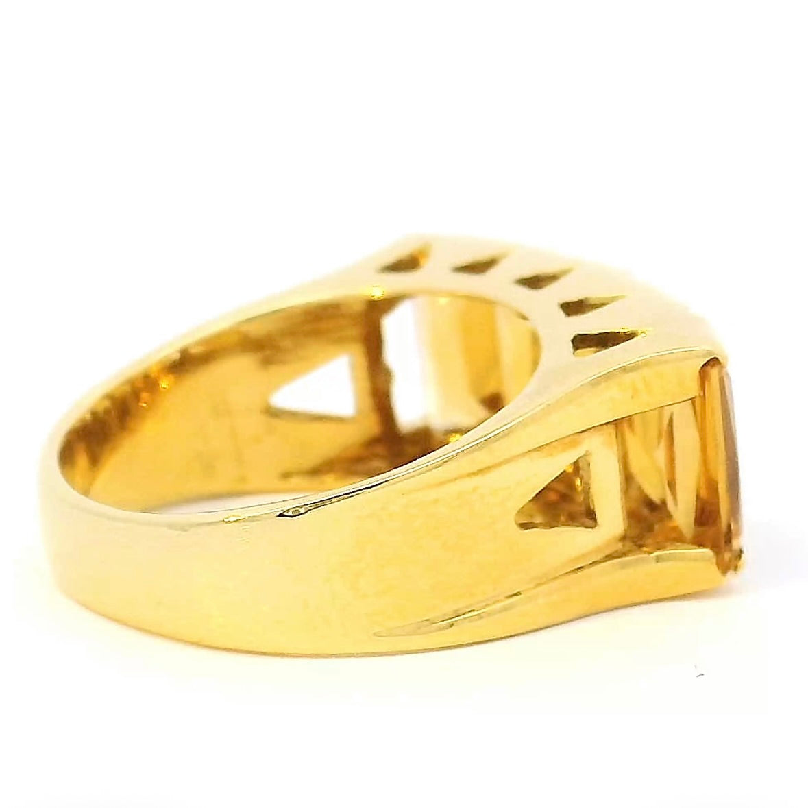 Leuchtender Ring in 18 Karat Gelbgold mit feinen Citrinen