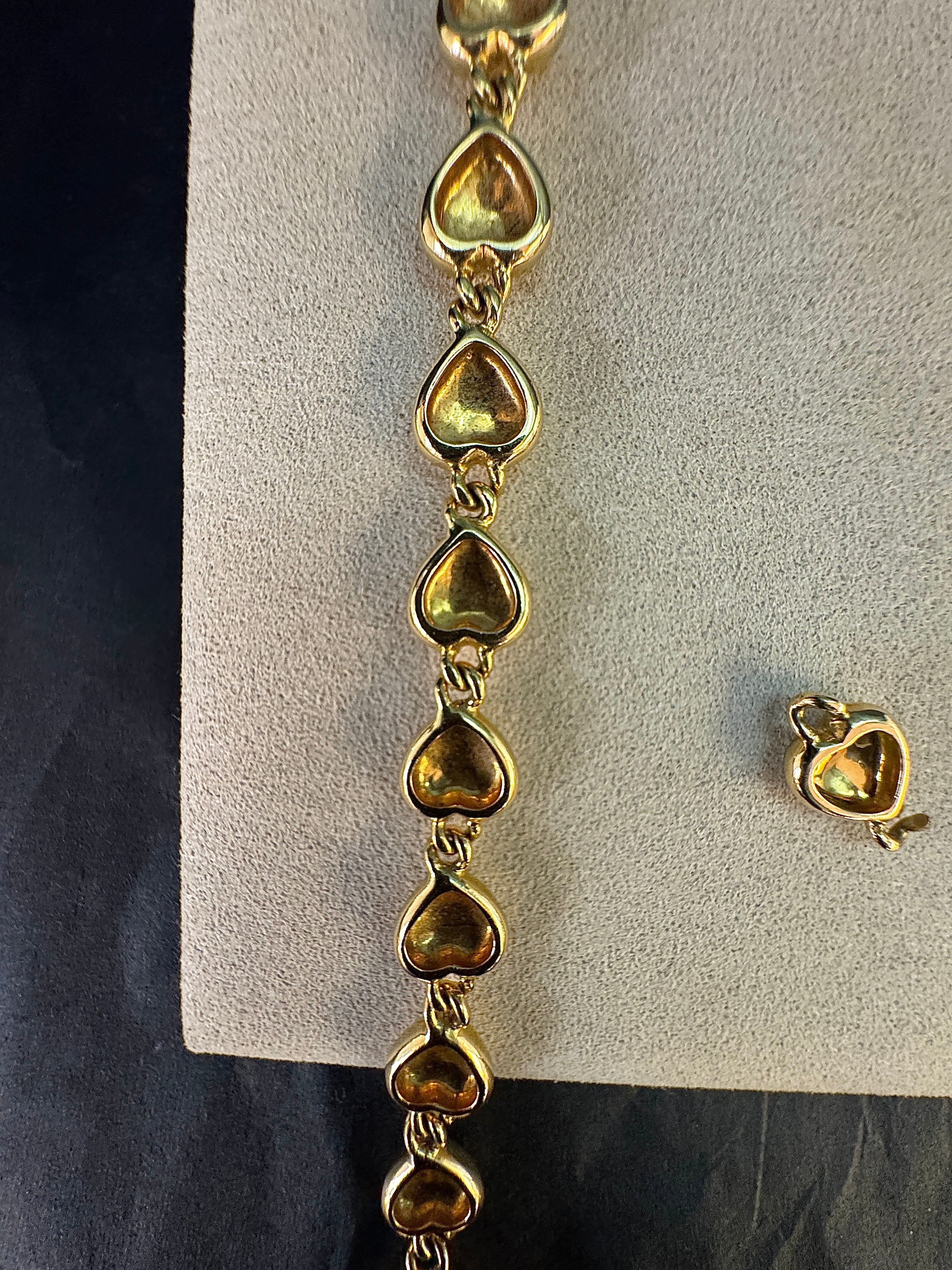 Solid Heart Bracelet in 18 Karat (750) Yellow Gold with Extension Link