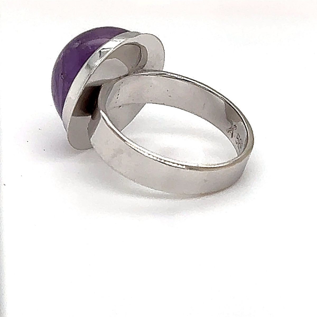 Stilvoller Edelstein-Ring in 14 Karat (585) Weißgold mit Amethyst