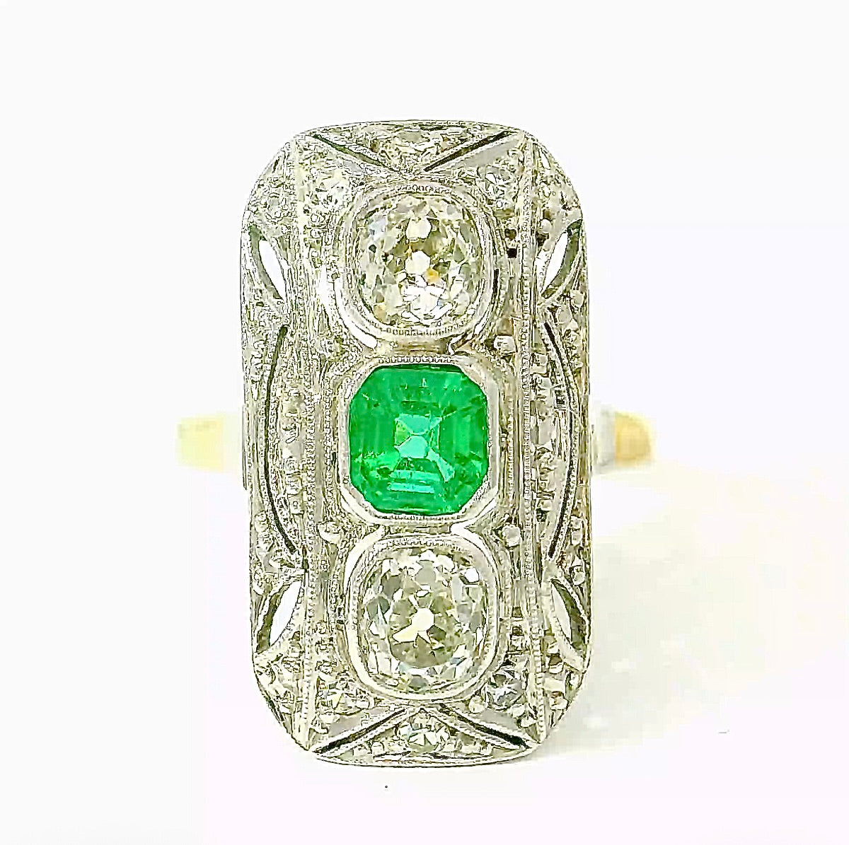 Art Deco Ring in 14 Karat Yellow & White Gold with Emerald & Diamonds