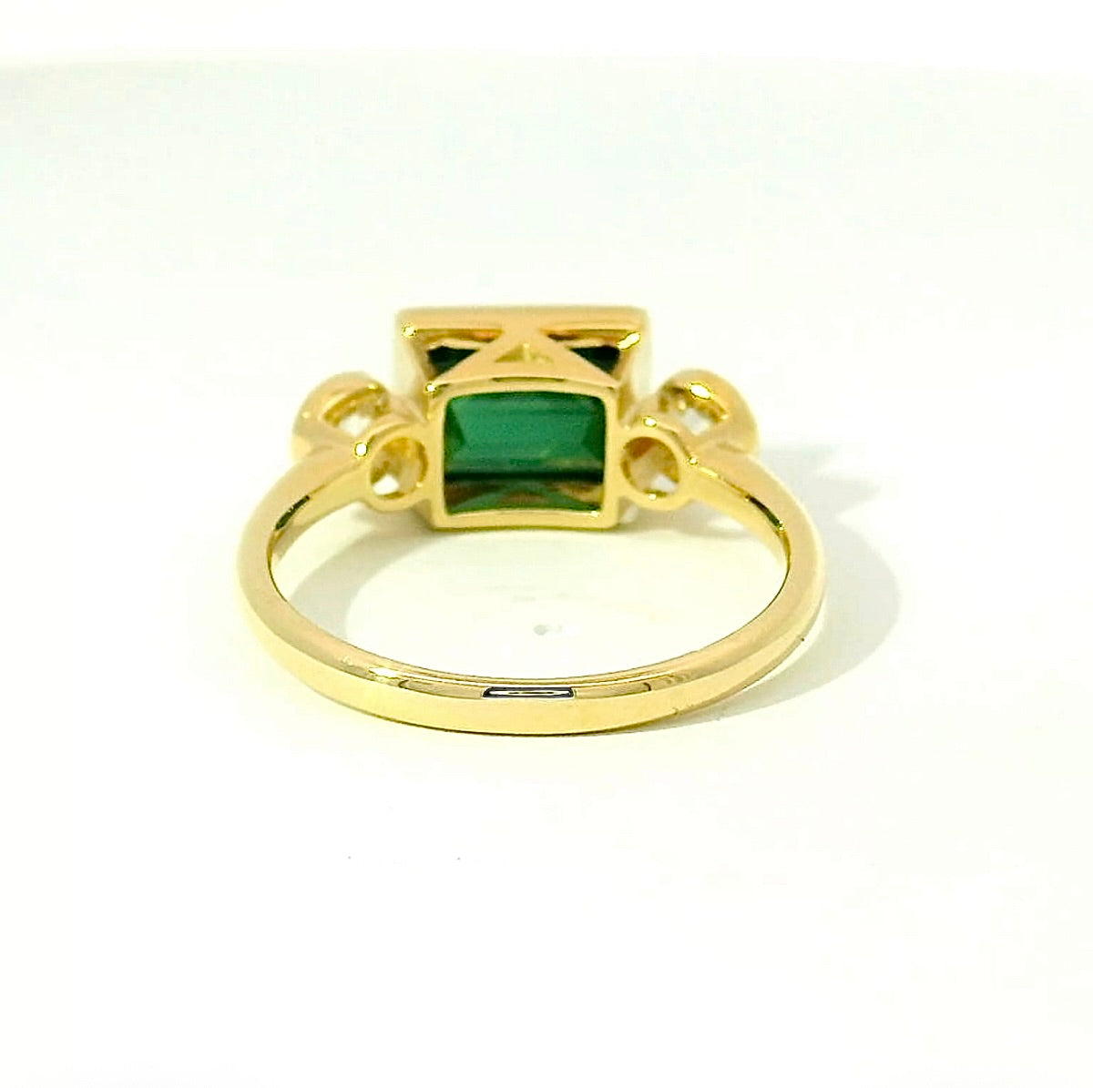 Moderner Turmalin Ring in 14 Karat Gelbgold mit Altschliff Diamanten