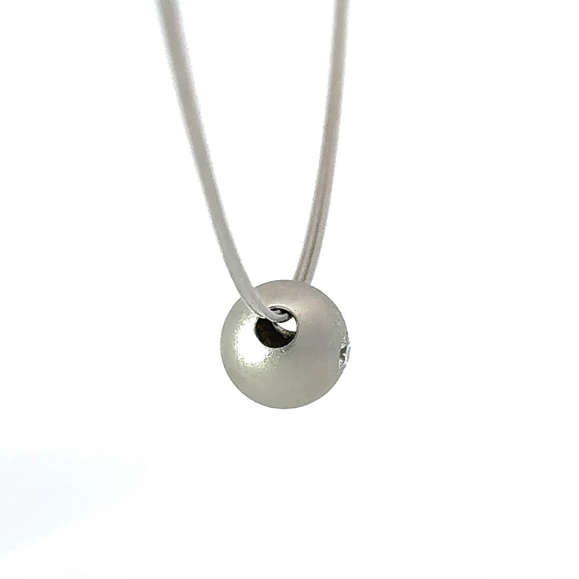 Elegant necklace in 14k white gold with 950 platinum pendant & brilliant-cut diamond