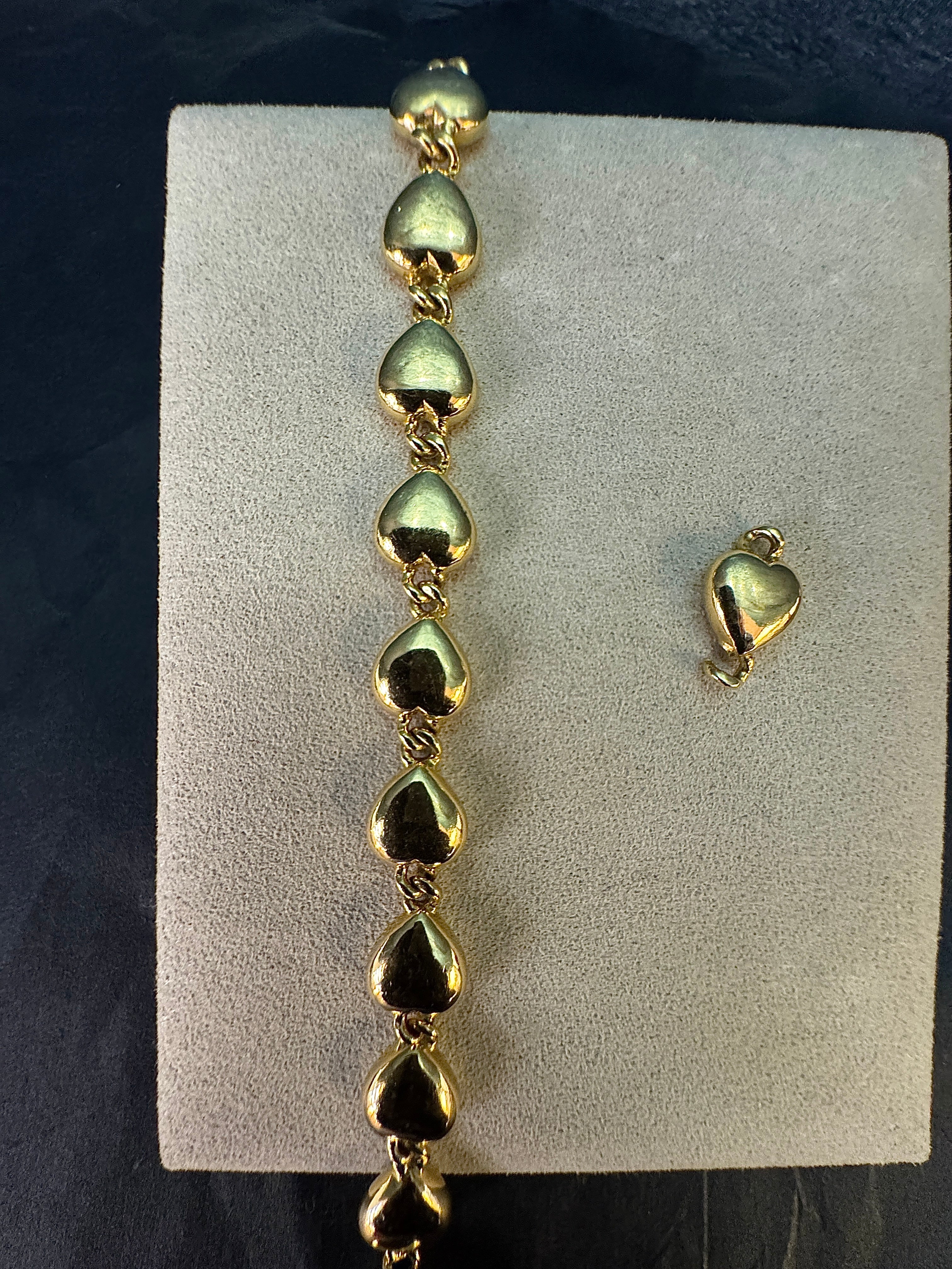 Solid Heart Bracelet in 18 Karat (750) Yellow Gold with Extension Link