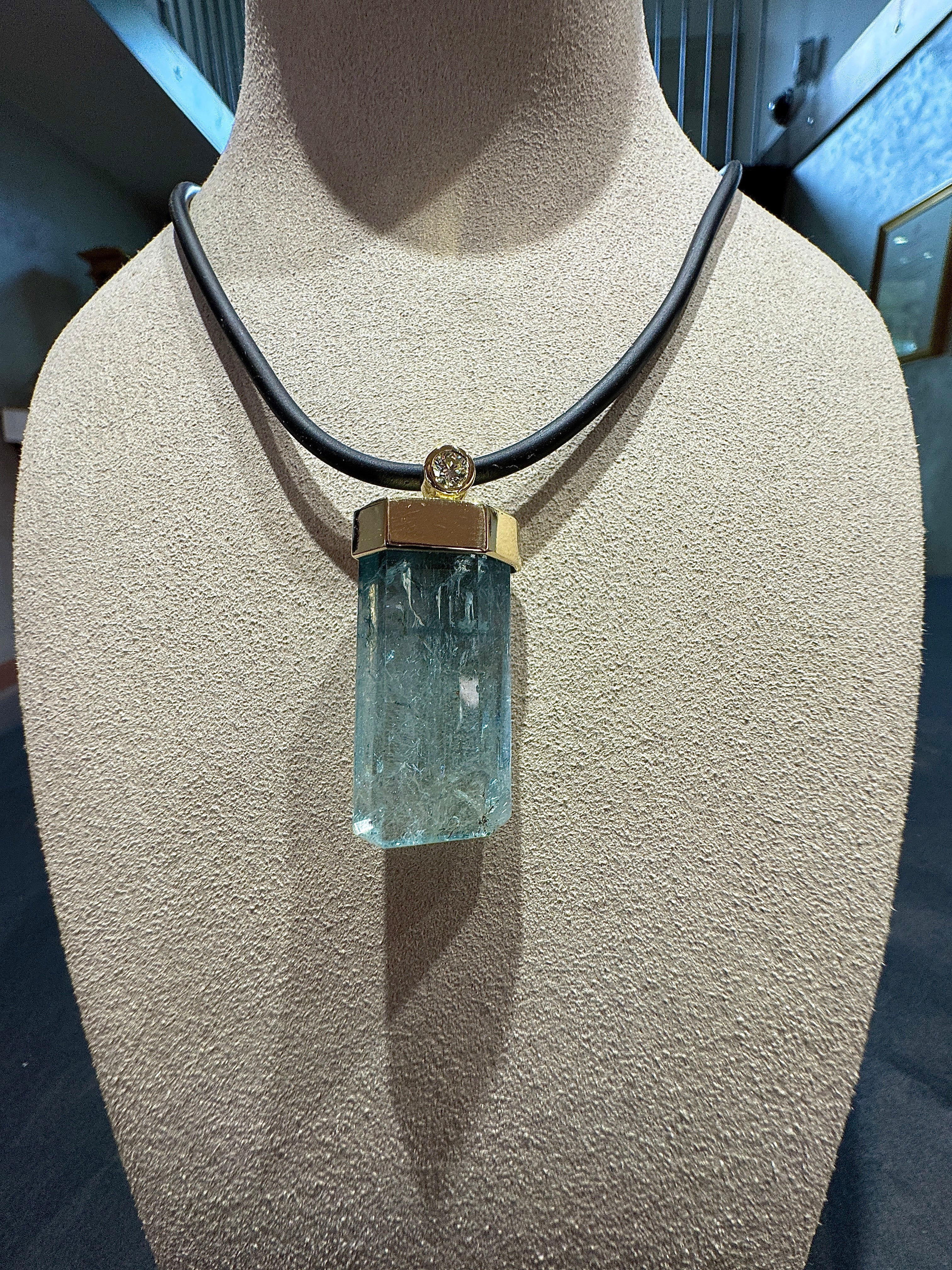 Fancy Aquamarine Pendant in 14 Karat Yellow Gold with Brilliant-Cut Diamond