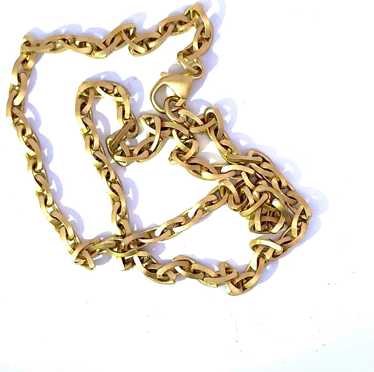 Frosted anchor chain in 14k yellow gold with lobster clasp