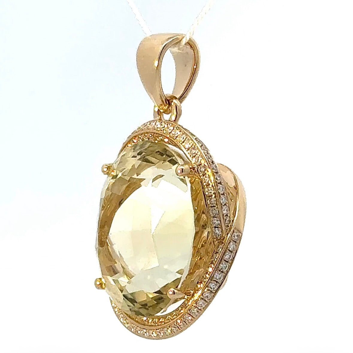 Beeindruckender Anhänger in 14 Karat Gelbgold mit riesigem Goldberyll & Brillanten