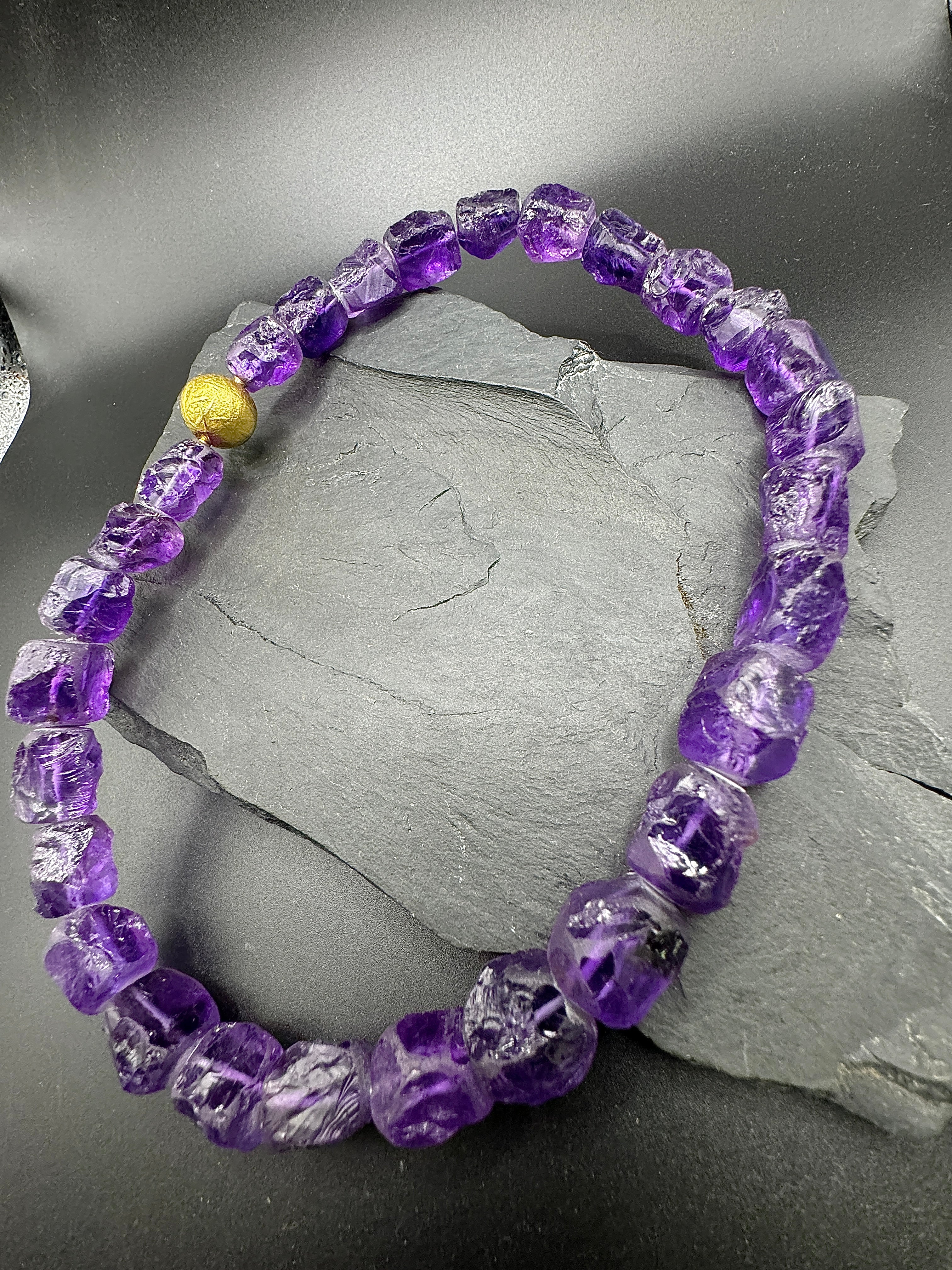 Fancy necklace made of fine amethysts with 18 carat gold clasp