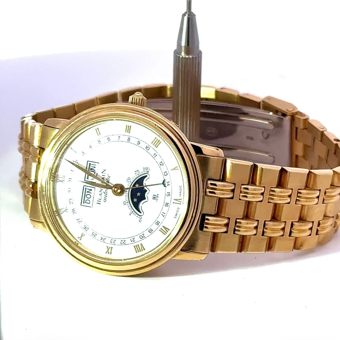 Blancpain Villeret Ref. 6595 in 18 Karat Gelbgold mit Mondphase