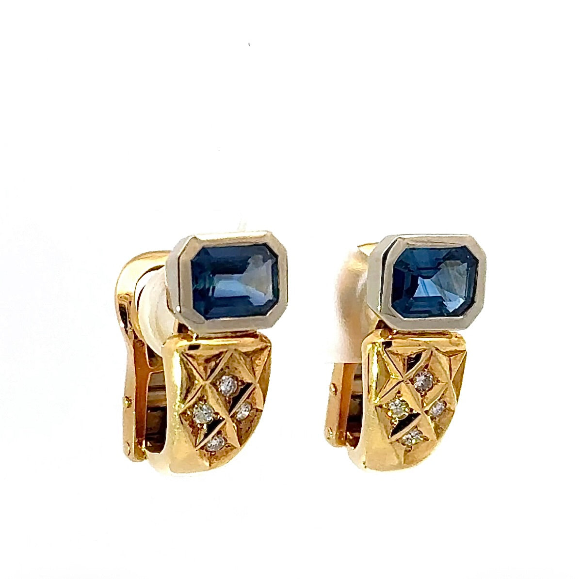 Extravagant 18k Gold Earrings with Sapphires & Brilliant-cut Diamonds