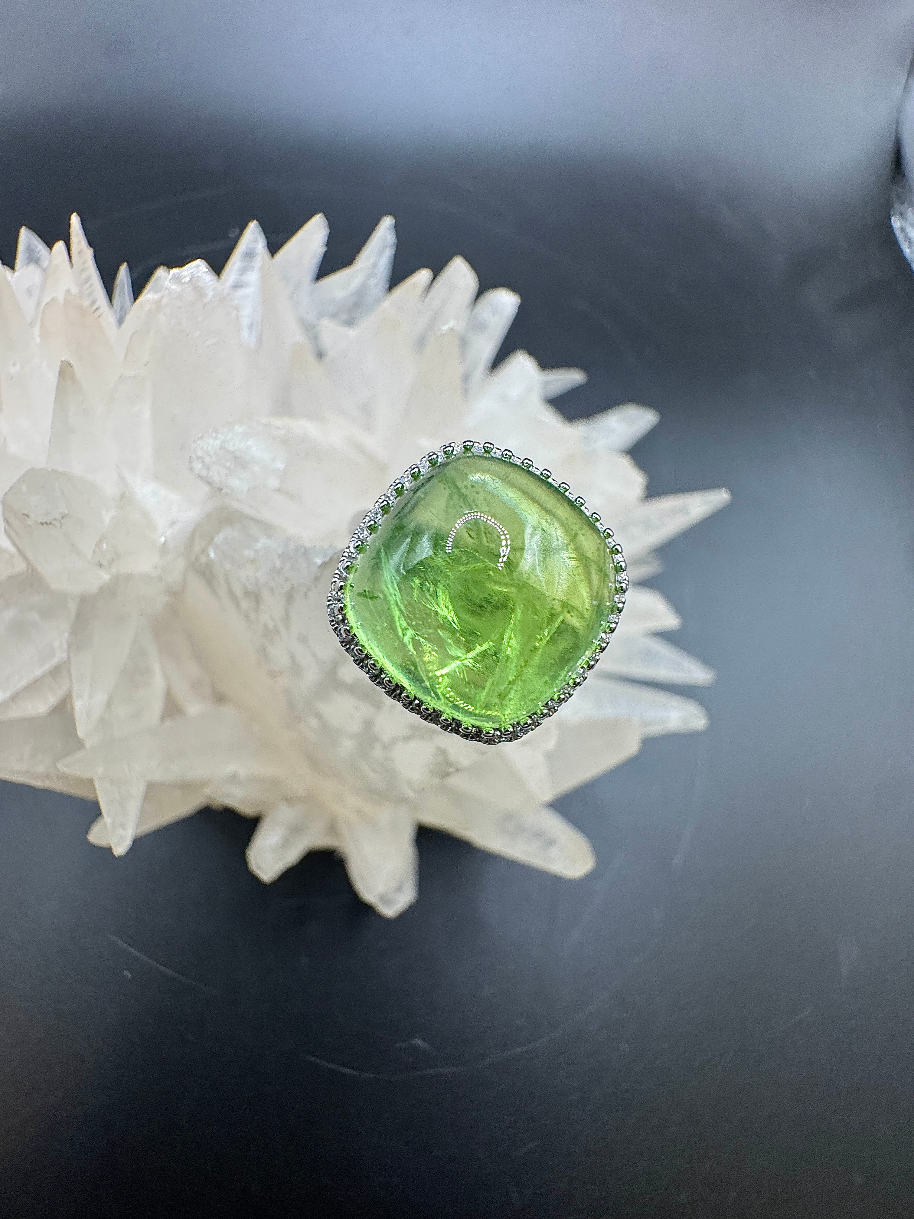 Modern 14K White Gold Ring with Peridot & Brilliant Cut Diamonds