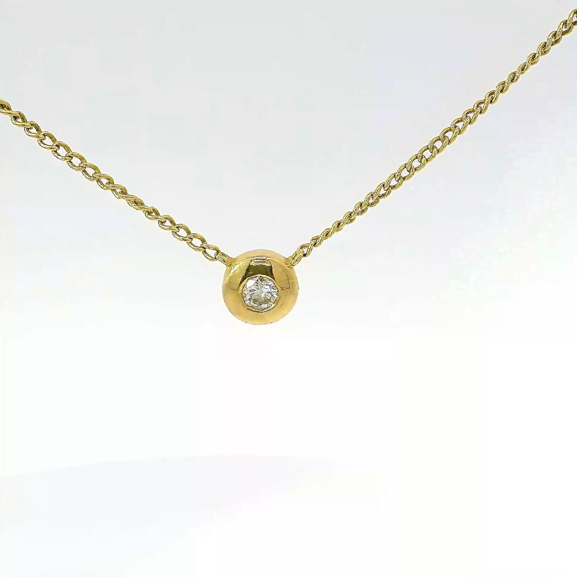 Zeitloses Collier in 18 Karat (750) Gelbgold mit Brillant von Christ