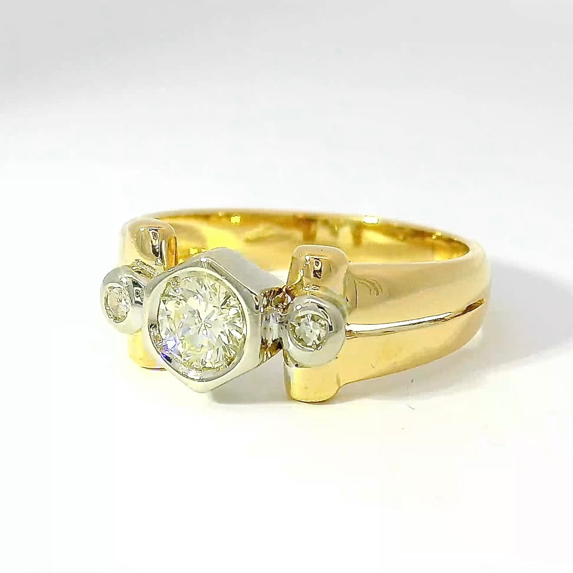 Eleganter Bicolor-Ring in 18 Karat Gold mit großem Brillant & Diamanten
