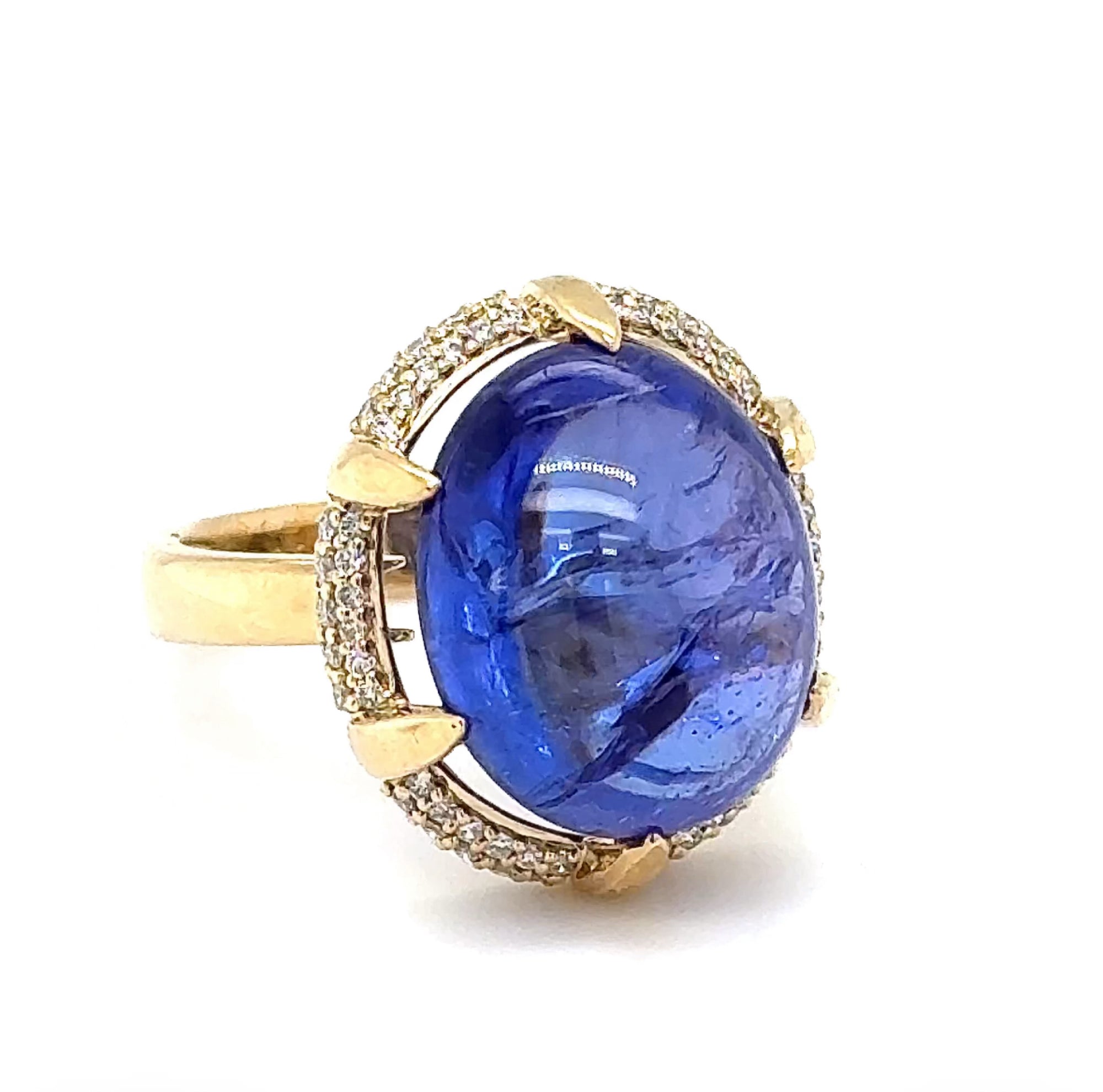 Ausgefallener Tansanit Ring in 14 Karat Gelbgold mit feinen Brillanten