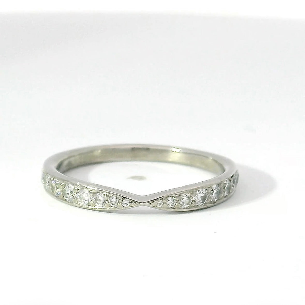Edler Tiffany Harmony Ring in 950er Platin mit Brillanten