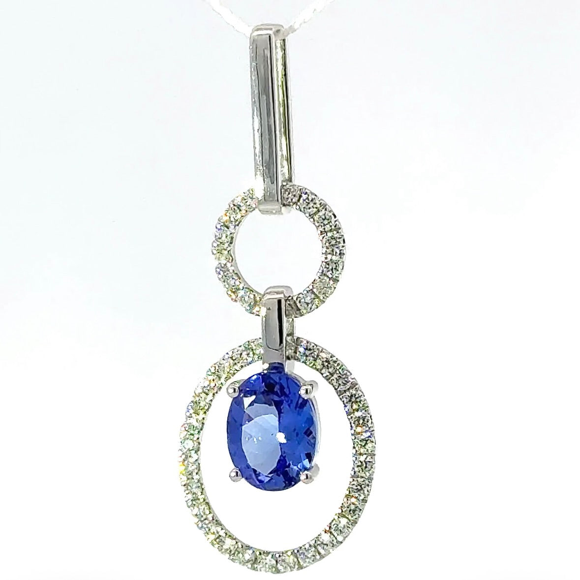 Fancy pendant in 14k white gold with tanzanite & brilliant-cut diamonds
