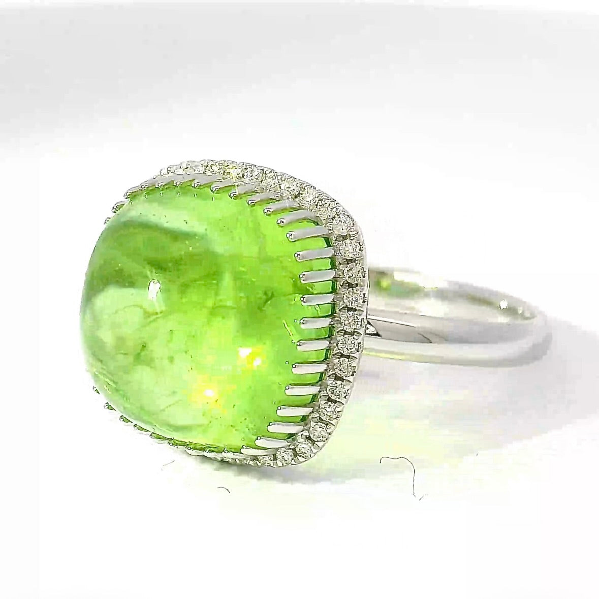 Modern 14K White Gold Ring with Peridot & Brilliant Cut Diamonds