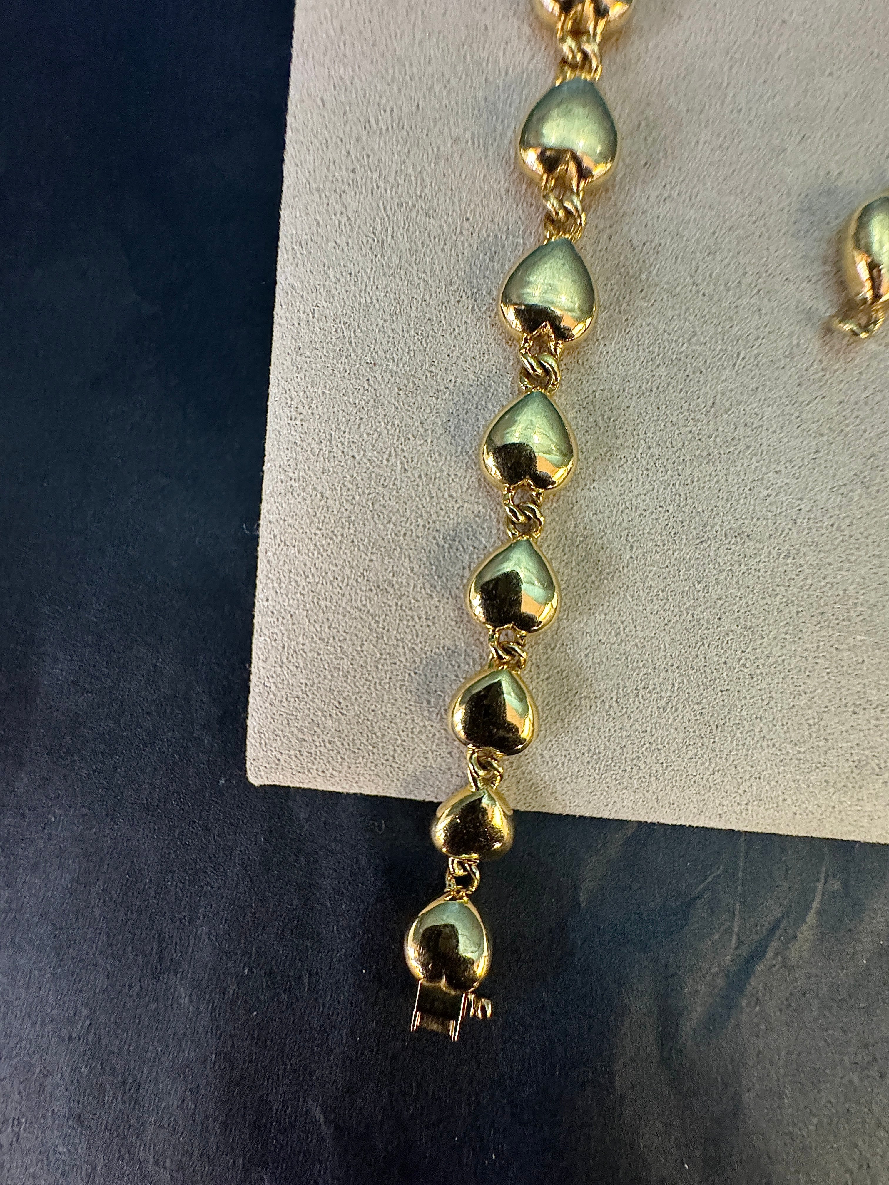 Solid Heart Bracelet in 18 Karat (750) Yellow Gold with Extension Link