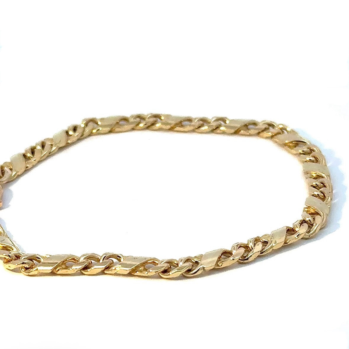 Elegantes Armband in 14 Karat Gelbgold mit Karabinerverschluss