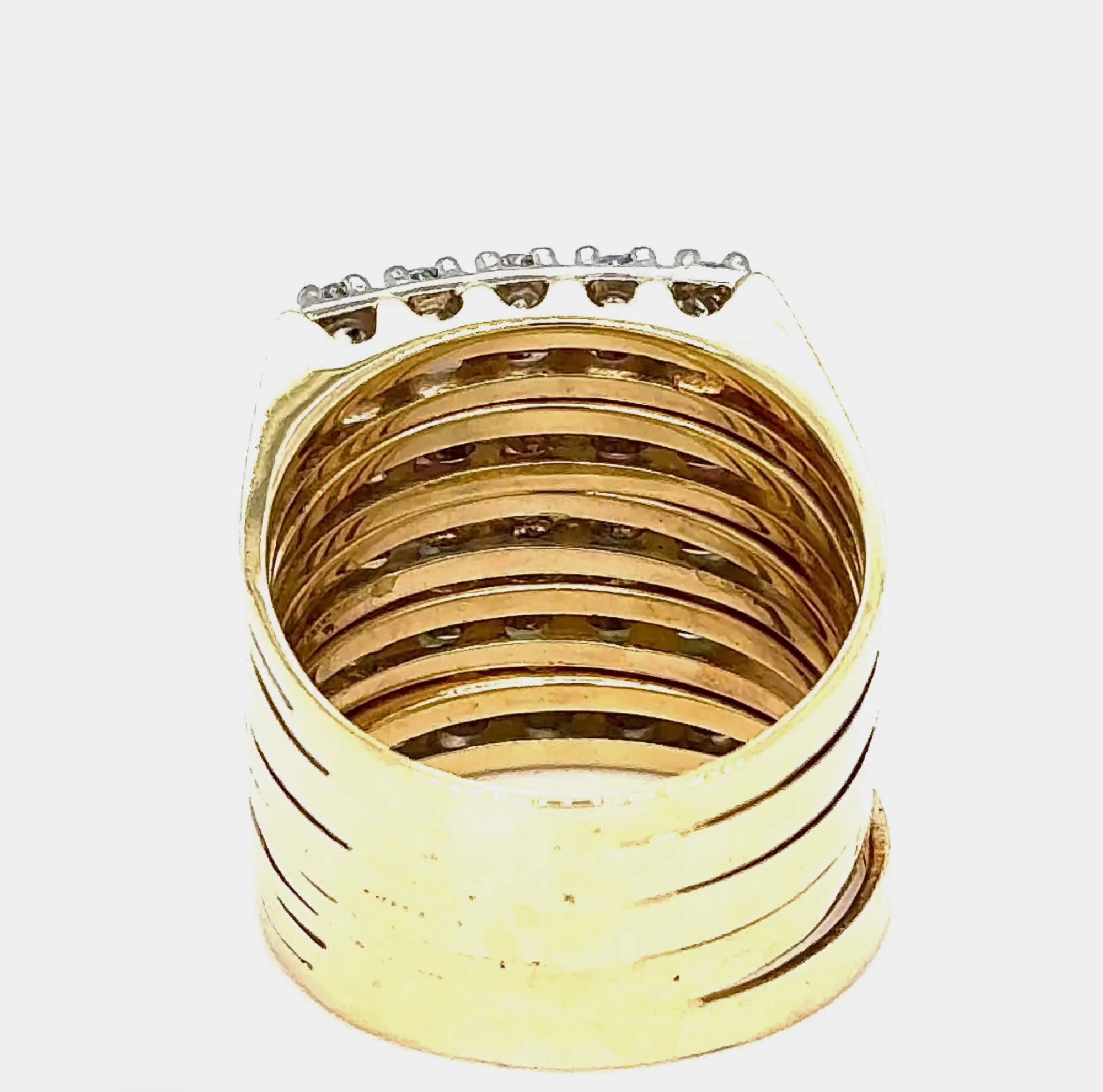 Breiter Halbmemory Ring in 14 Karat Gelbgold mit Saphir, Rubin, Smaragd & Brillanten