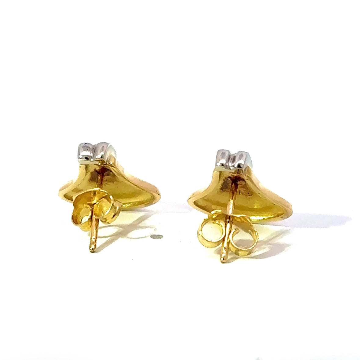 Elegante Bicolor Ohrstecker in 18 Karat Gold mit Brillanten
