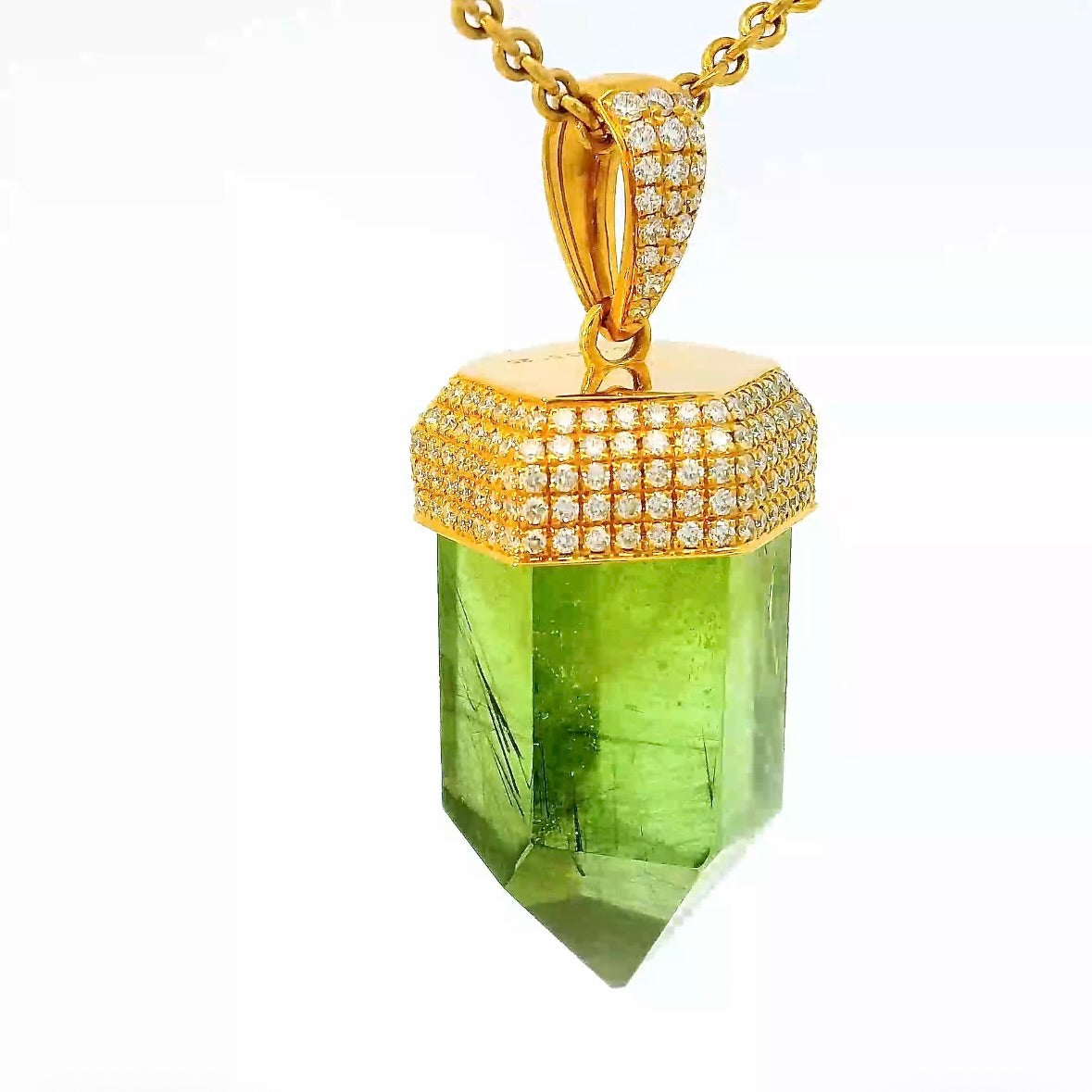 Ausgefallener Anhänger in 18 Karat Gelbgold mit besonderem Peridot & Brillanten