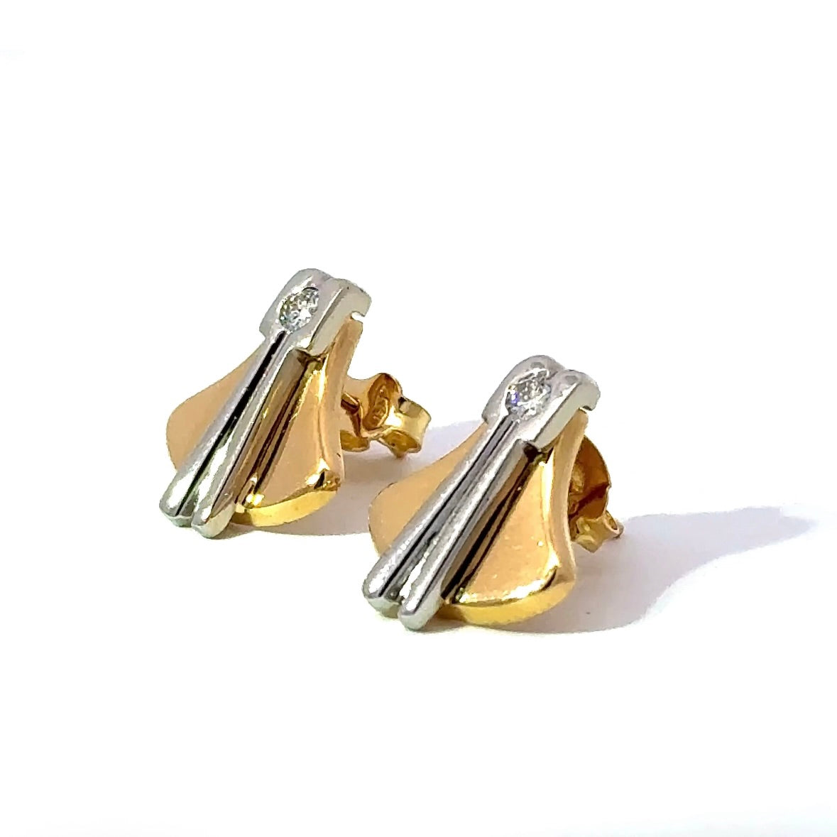 Elegante Bicolor Ohrstecker in 18 Karat Gold mit Brillanten