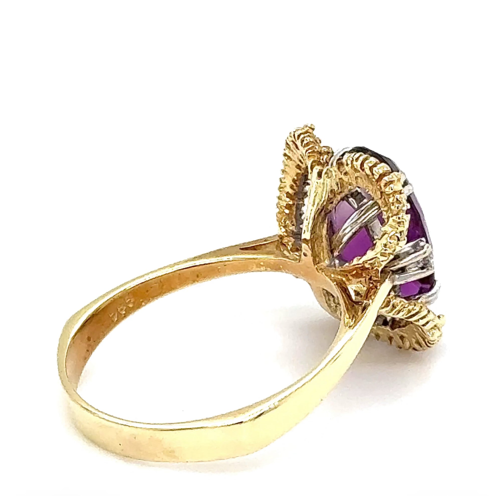 Handgefertigter Amethyst Ring in 14 Karat Gelb -& Weißgold mit Brillanten