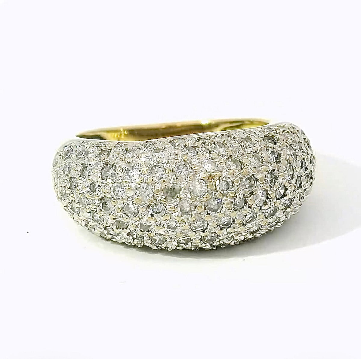 Wirkungsvoller Bicolor-Ring in 18 Karat Gelb- und Weißgold mit Brillanten