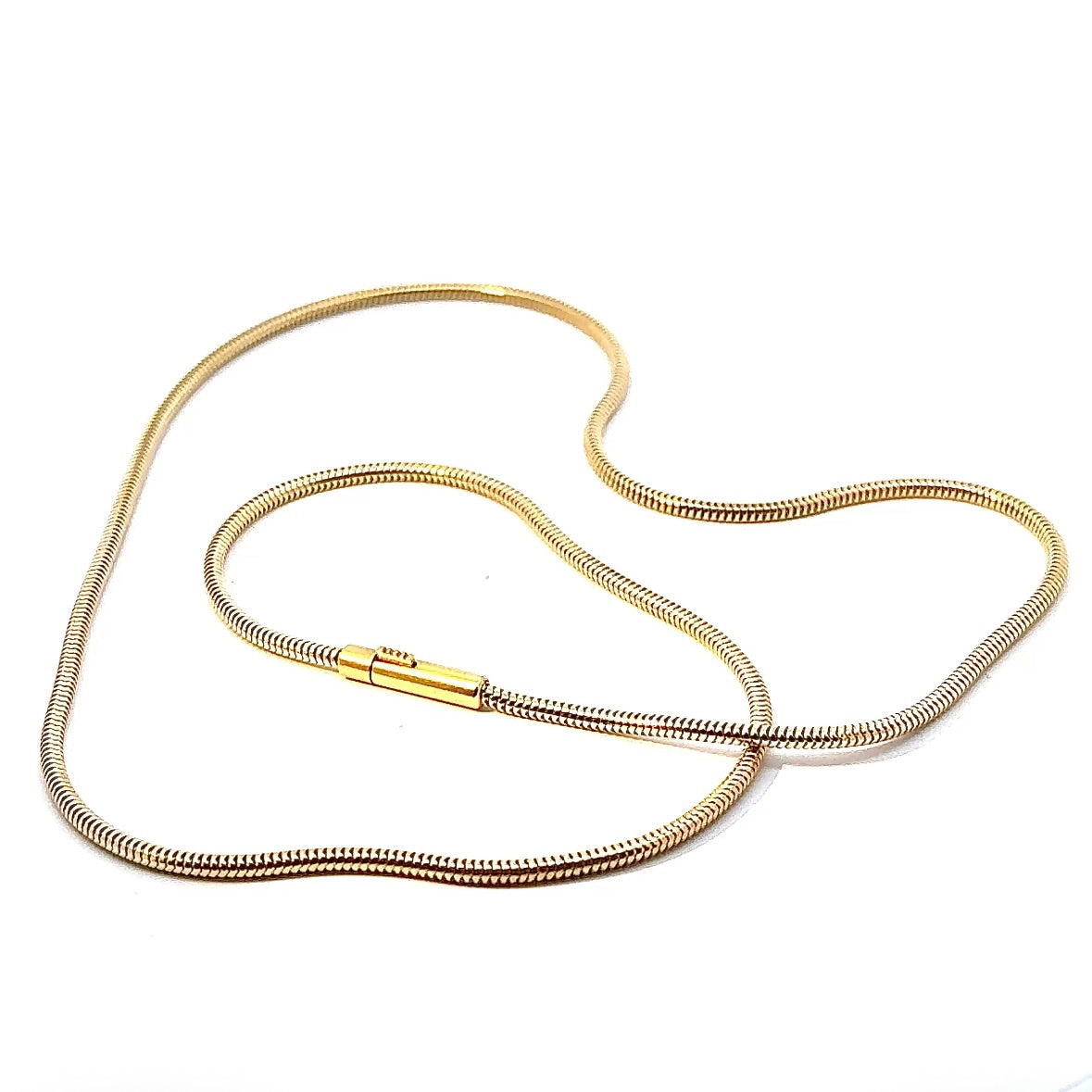 Solid snake chain in 14 karat (585) yellow gold with a box clasp