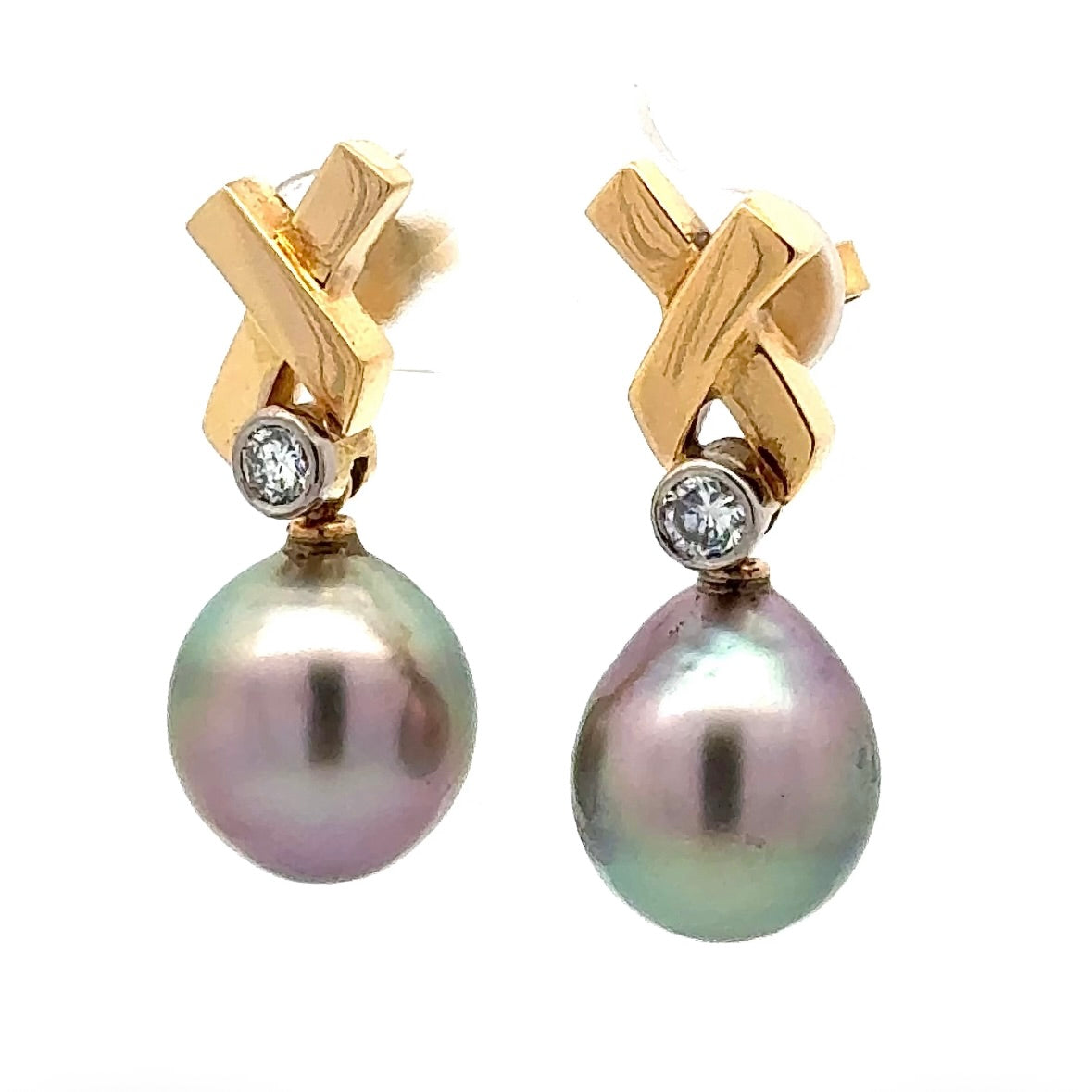 Elegante Ohrringe in 18 Karat Gelbgold mit Tahitiperlen und Brillanten in Handarbeit