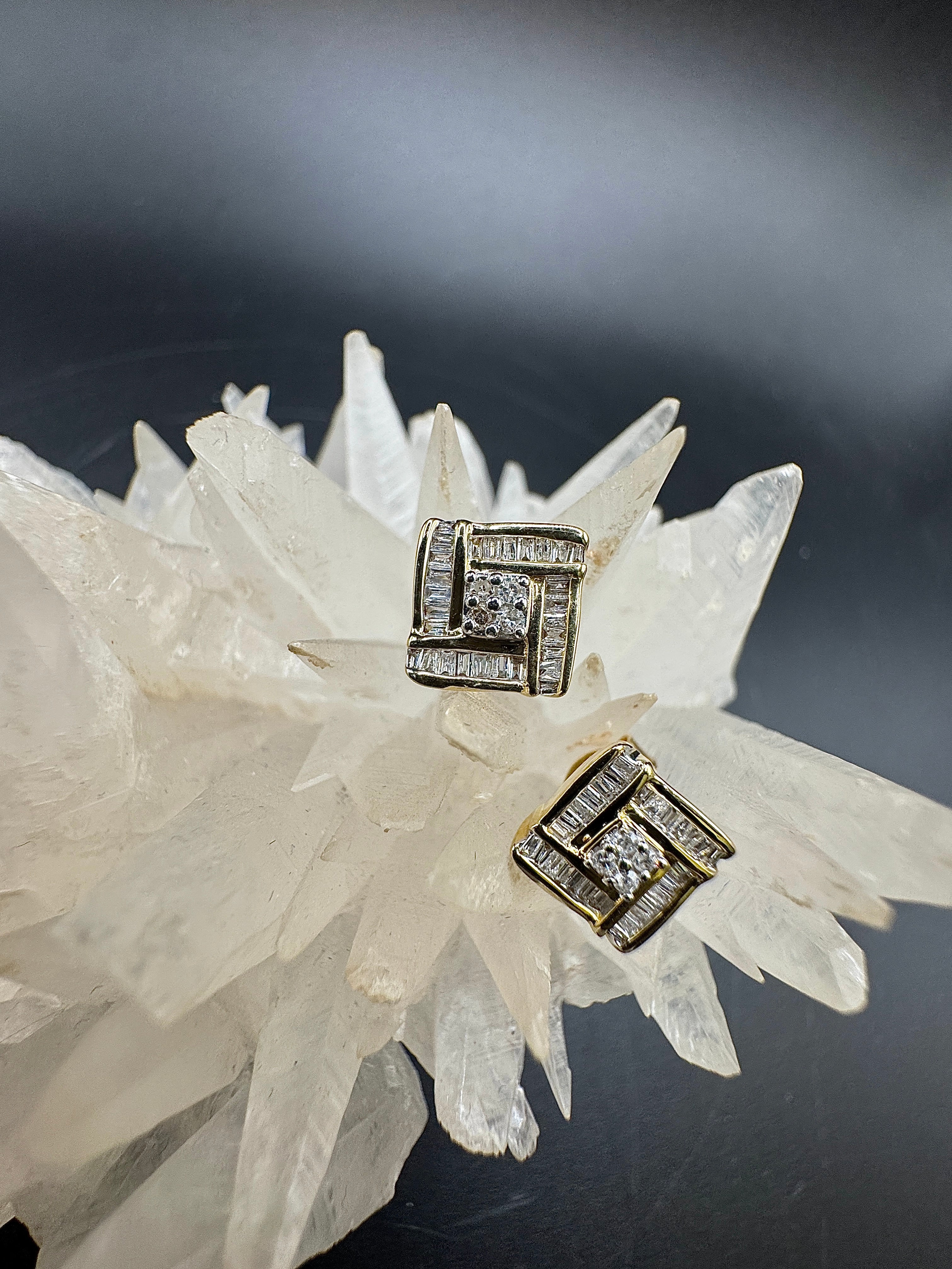 Elegante Ohrringe in 14 Karat (585) Gelbgold mit Diamanten