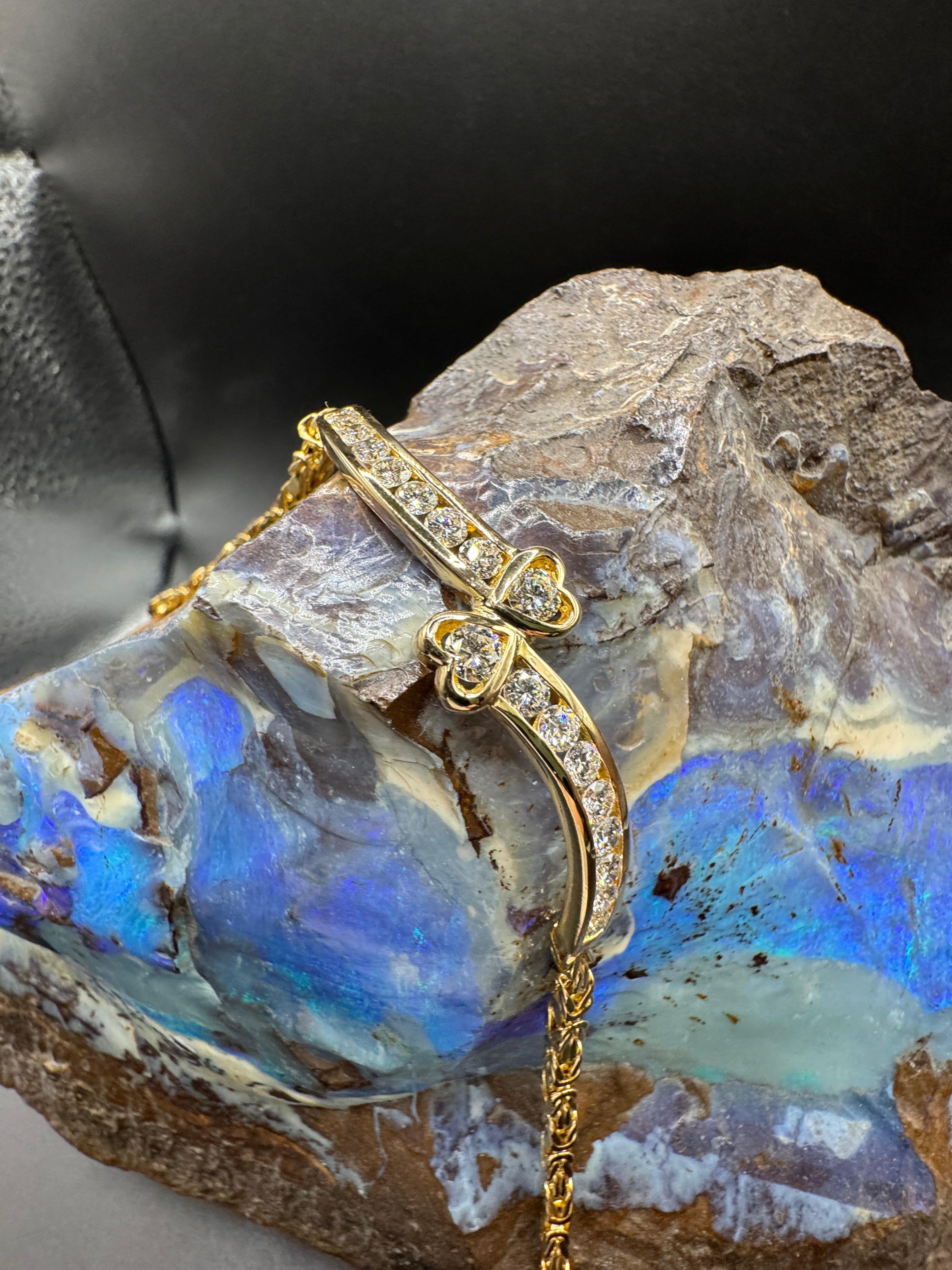 Hochwertiges Armband in 18 Karat Gelbgold mit herausragenden Brillanten
