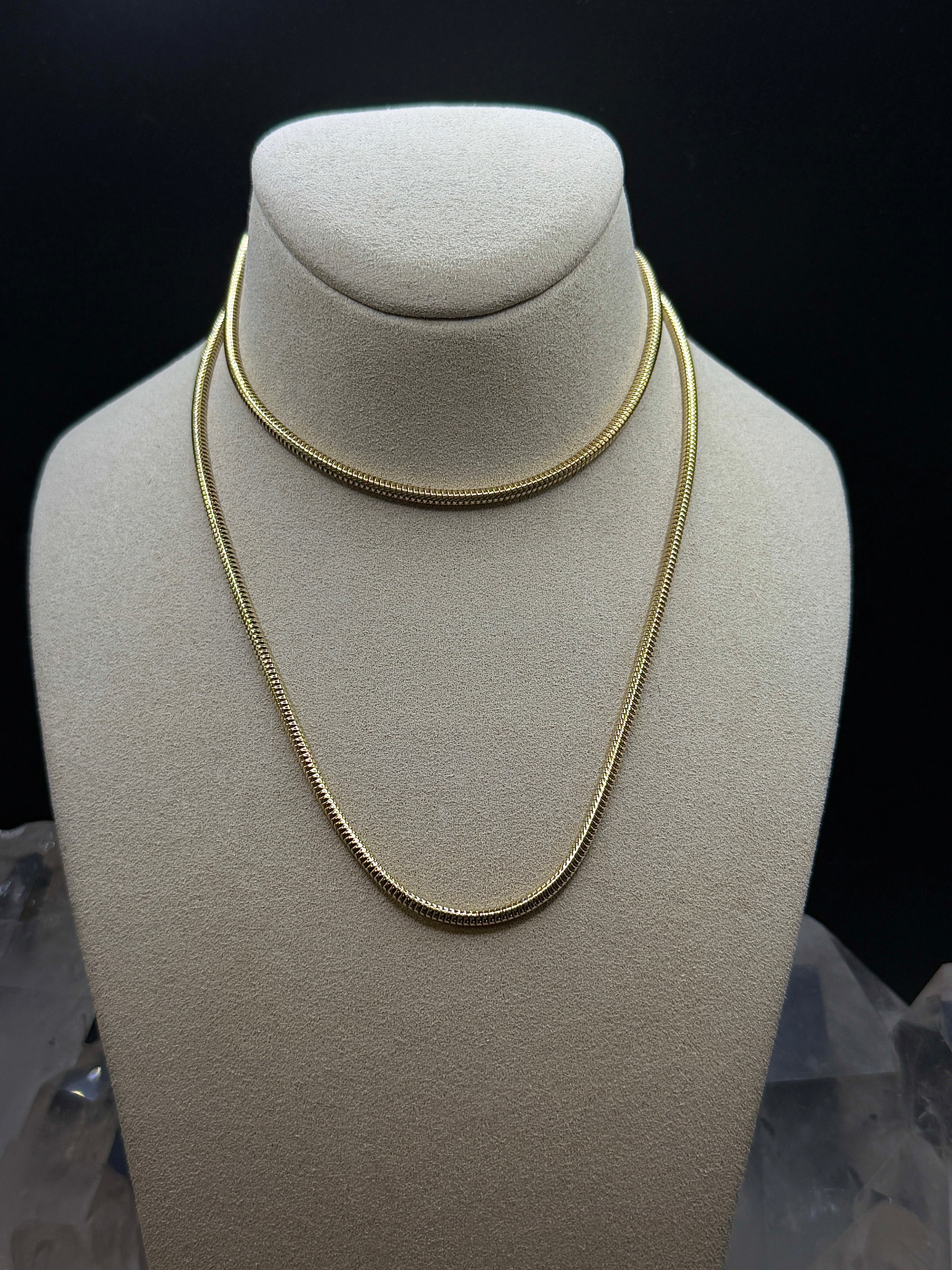 Solid snake chain in 14 karat (585) yellow gold with a box clasp