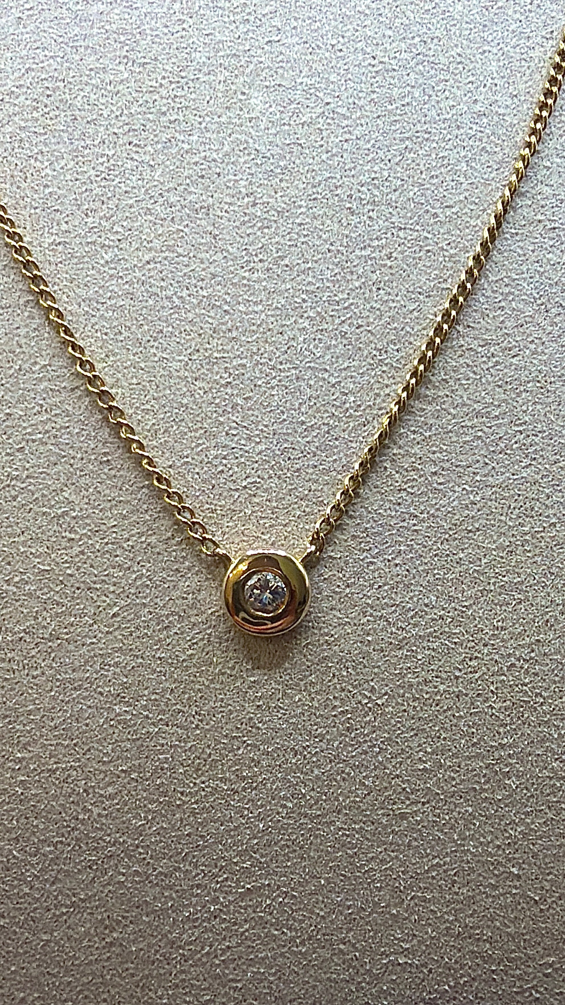 Timeless necklace in 18 carat (750) yellow gold with brilliant-cut diamond from Christ