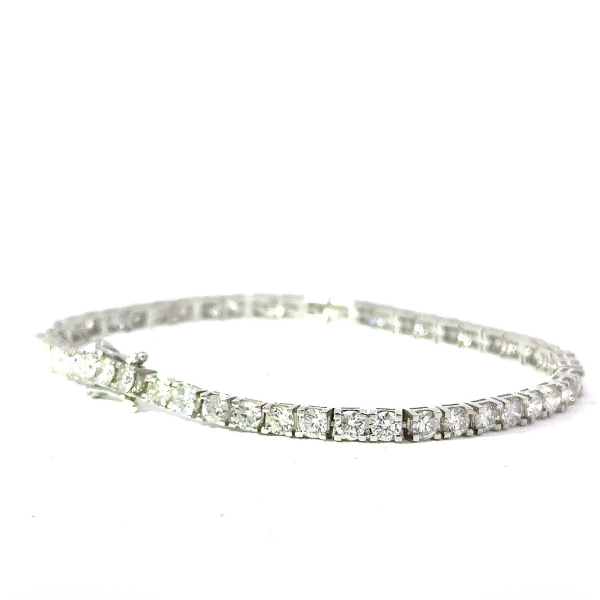 Edles Tennisarmband in 900er Platin mit 5 Karat feinen Brillanten